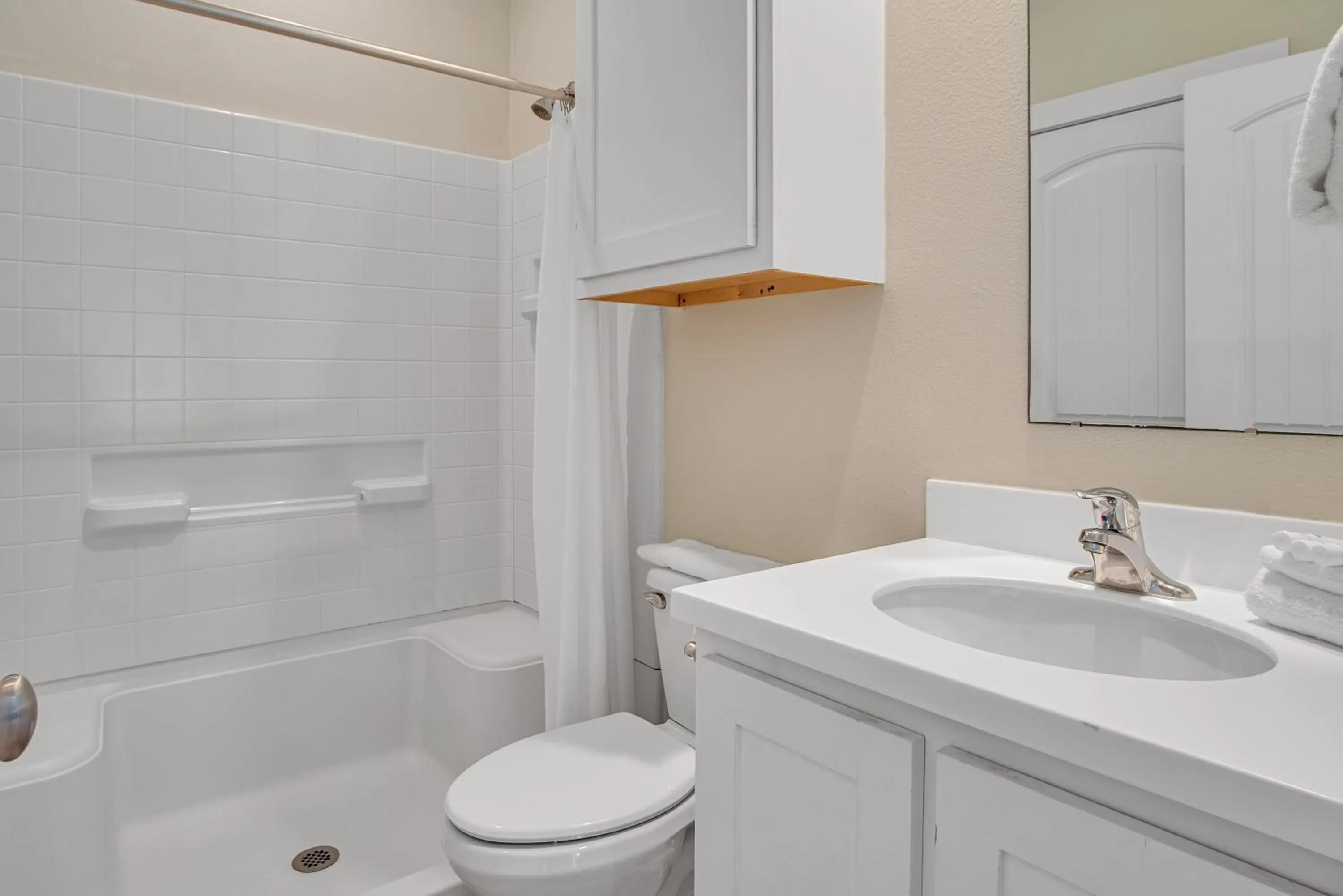 Property building in Beach Club 3