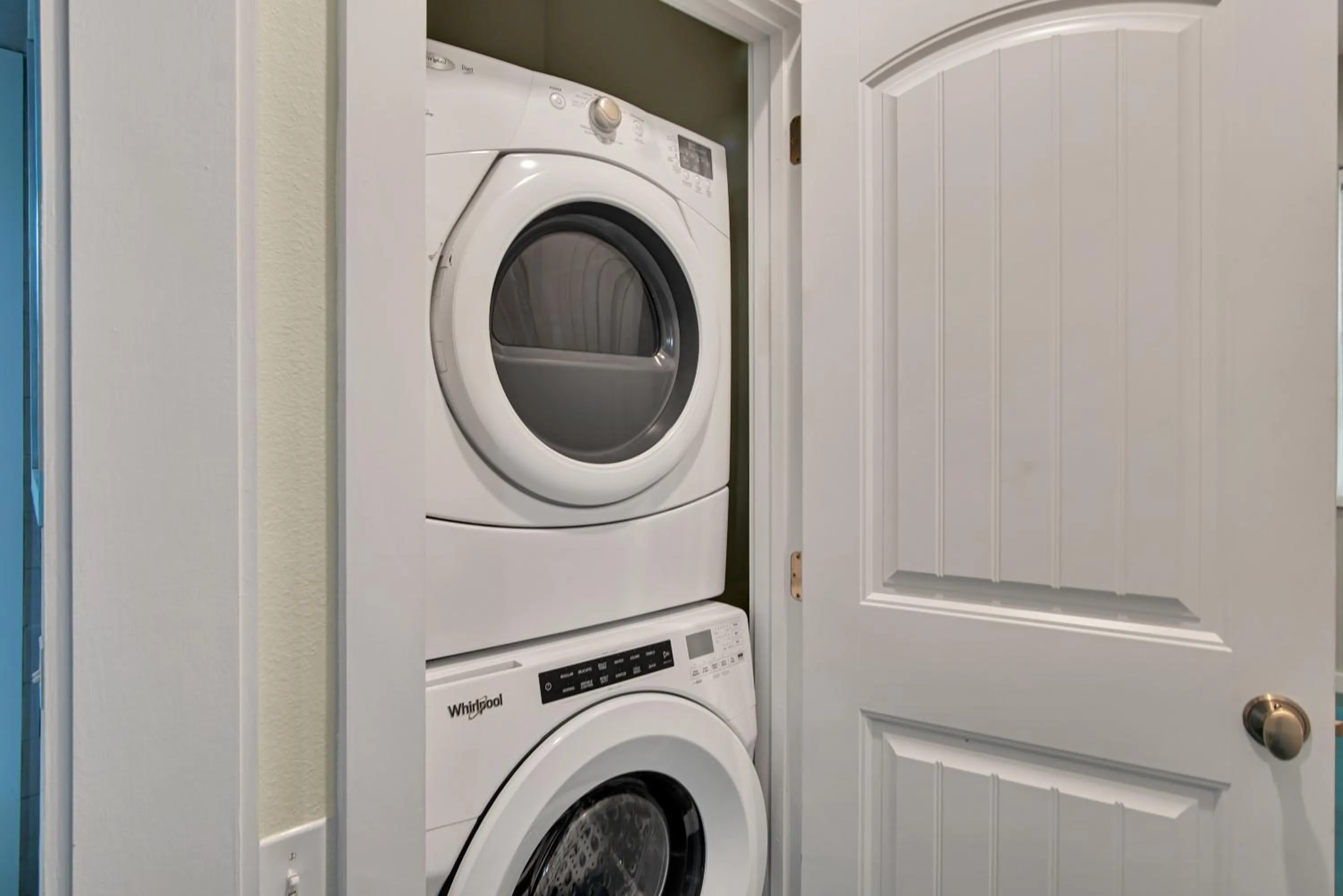 Property building in Beach Club 3