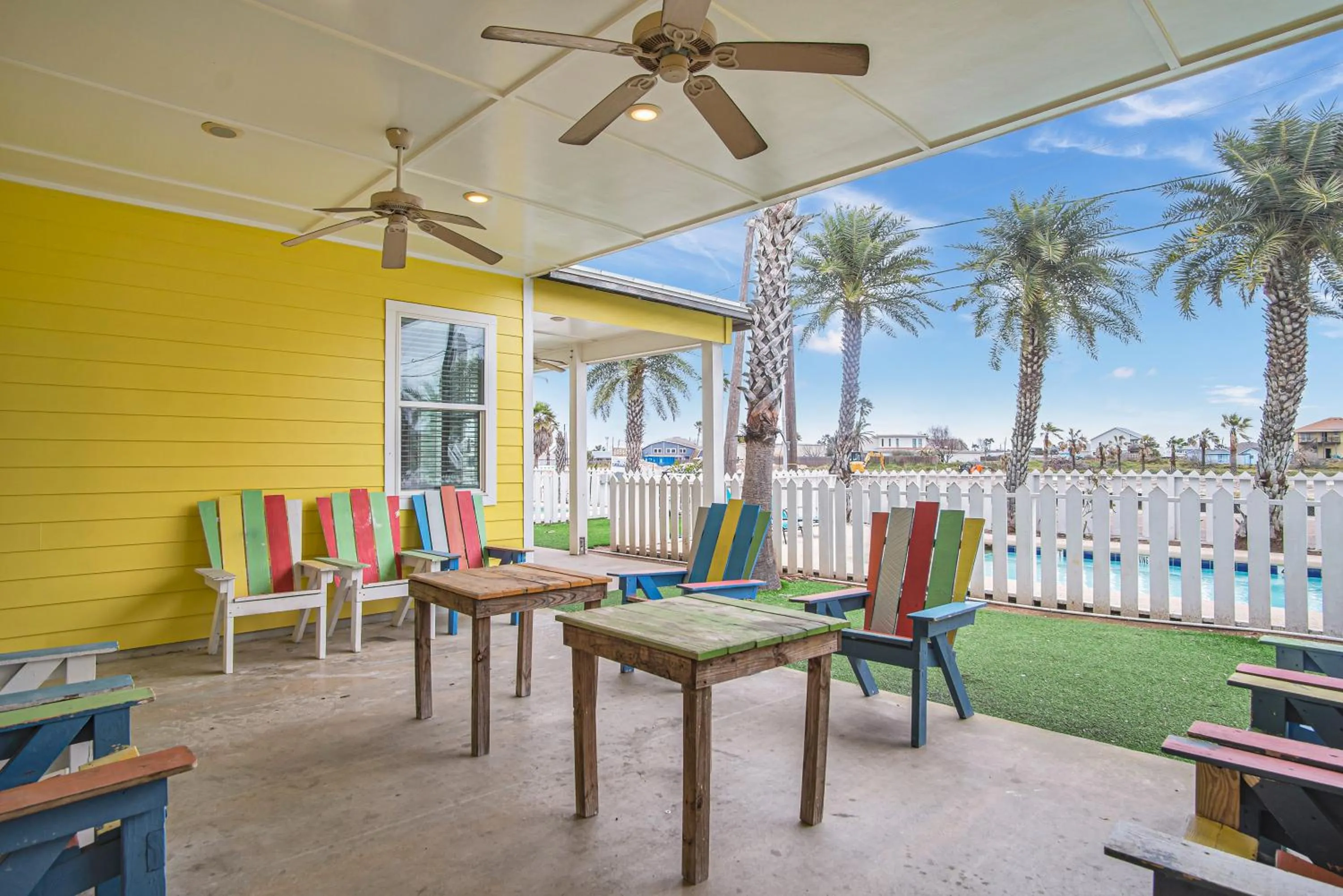 Property building in Beach Club 3