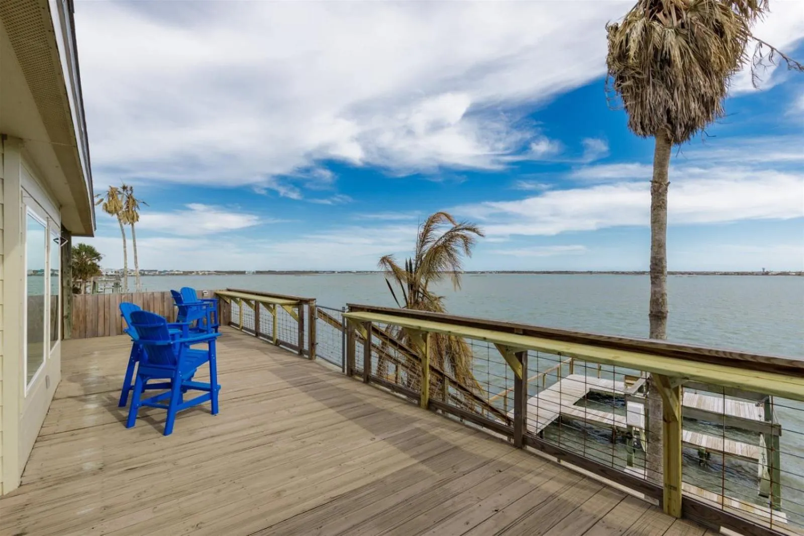 Property building in Casa - Copano