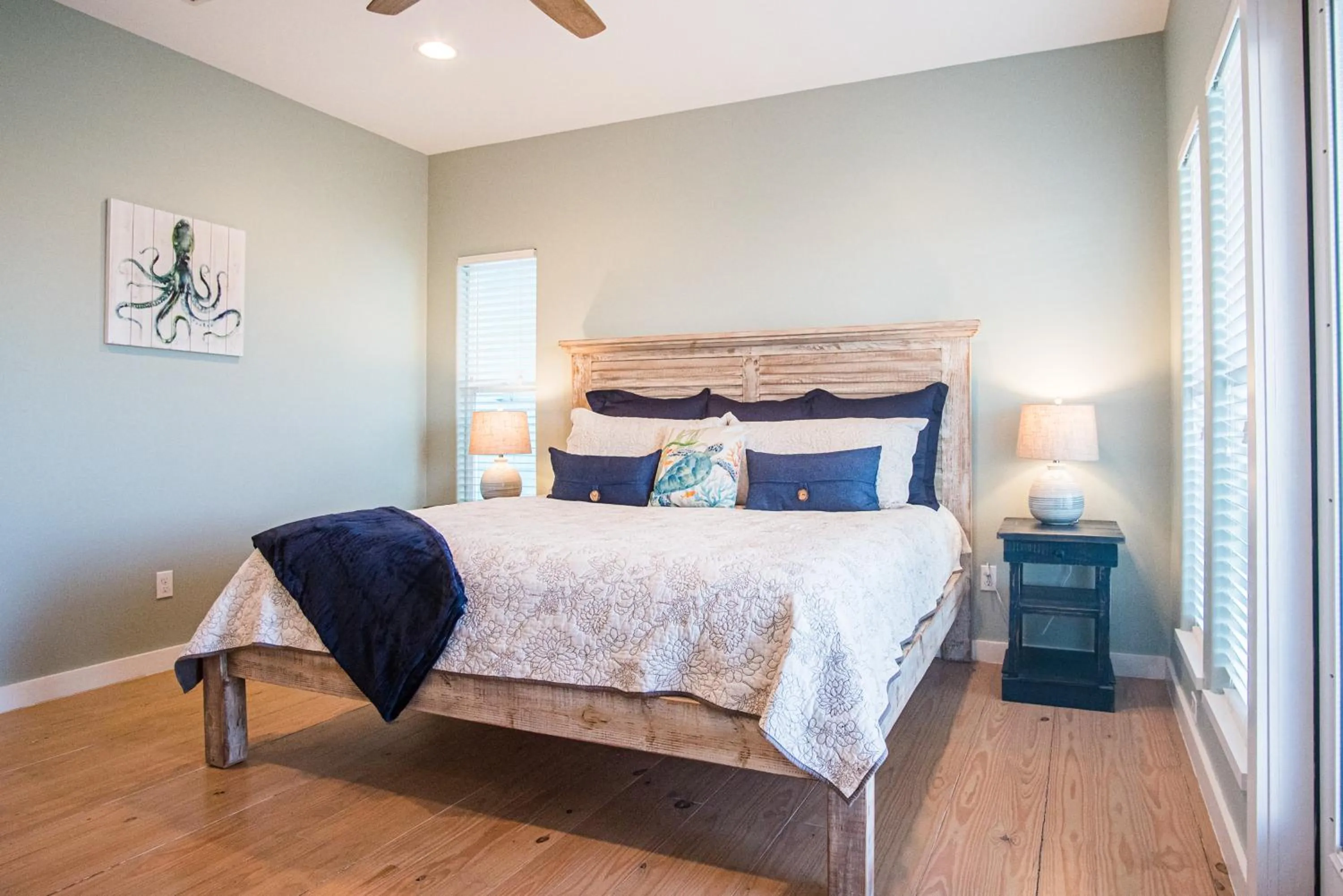 Property building, Bed in Thats What Sea Said