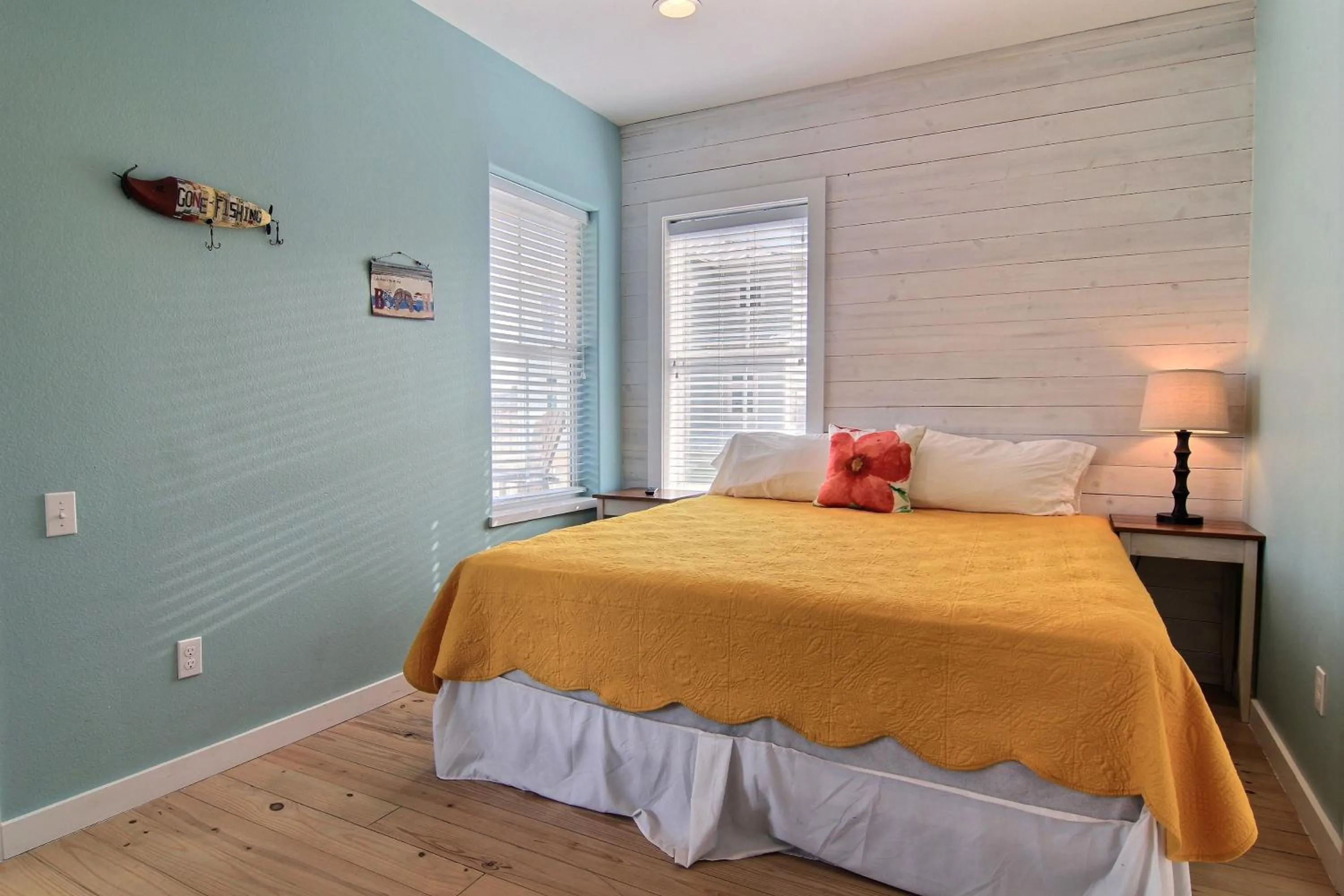 Property building, Bed in Bella Vista - Port Aransas