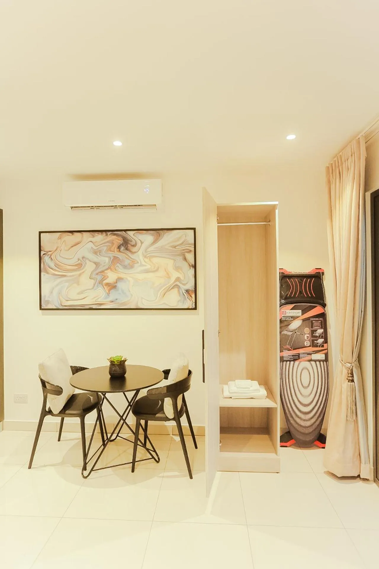 flat iron in Accra Luxury Apartments @ The Lennox