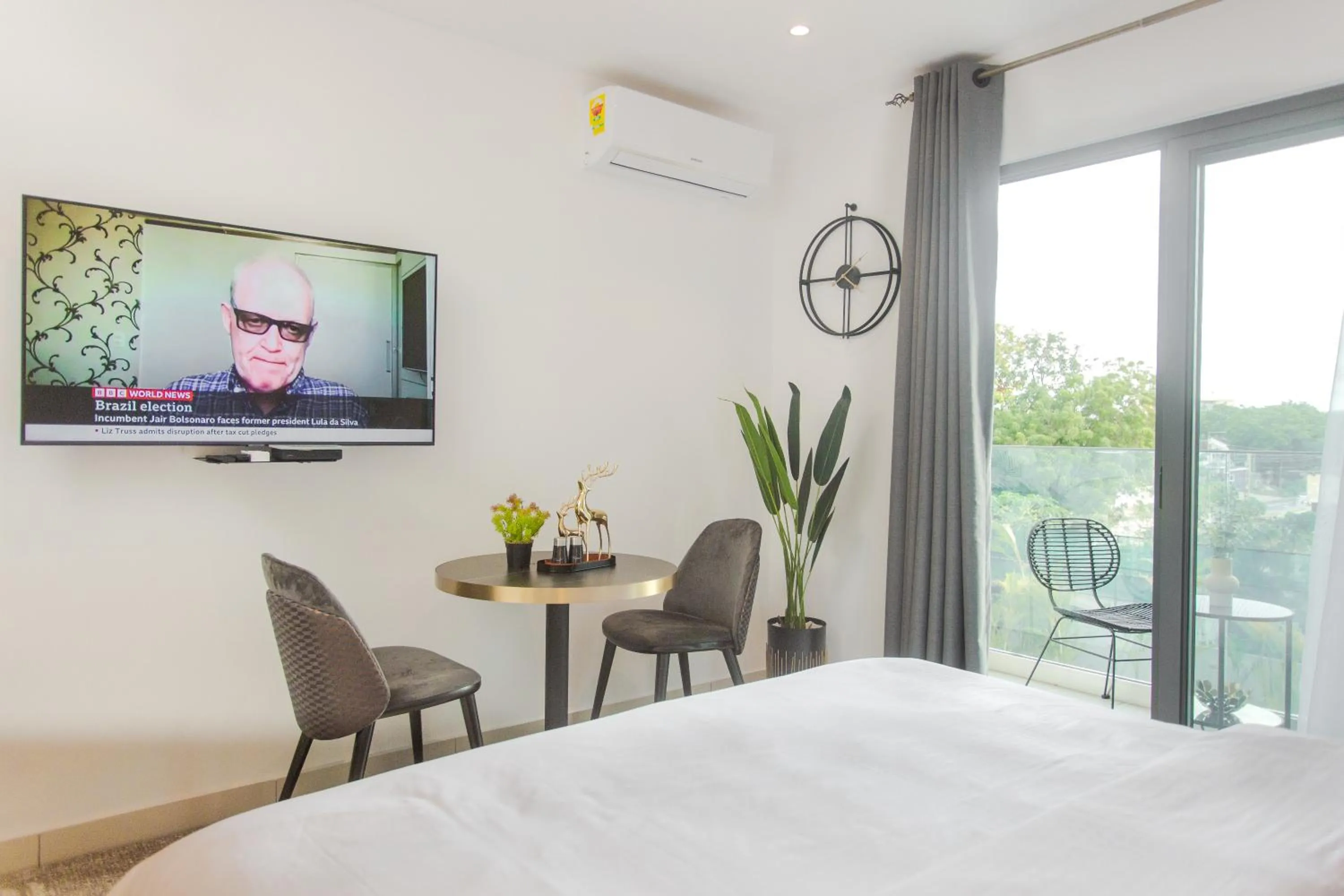 Bed in Accra Luxury Apartments @ The Lennox