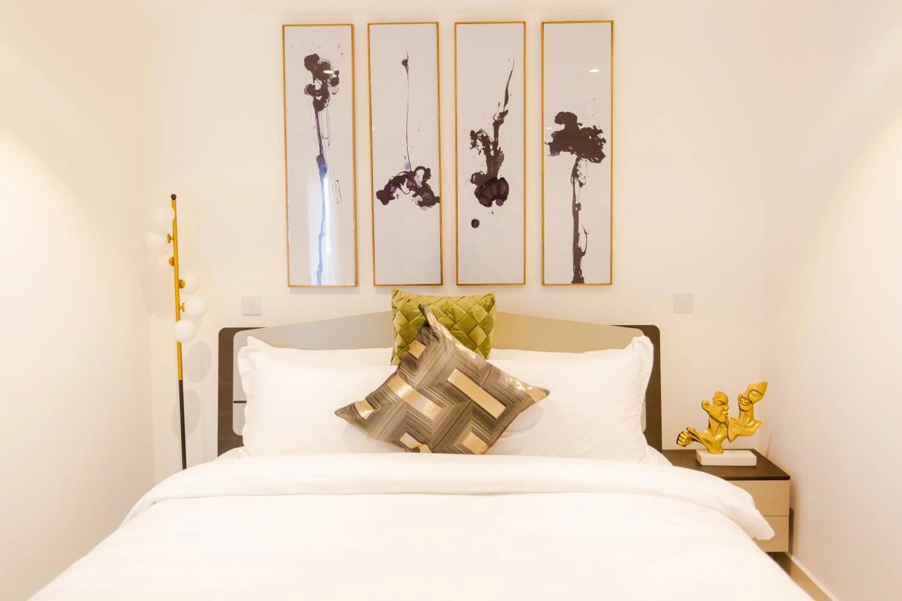 Bed in Accra Luxury Apartments @ The Lennox