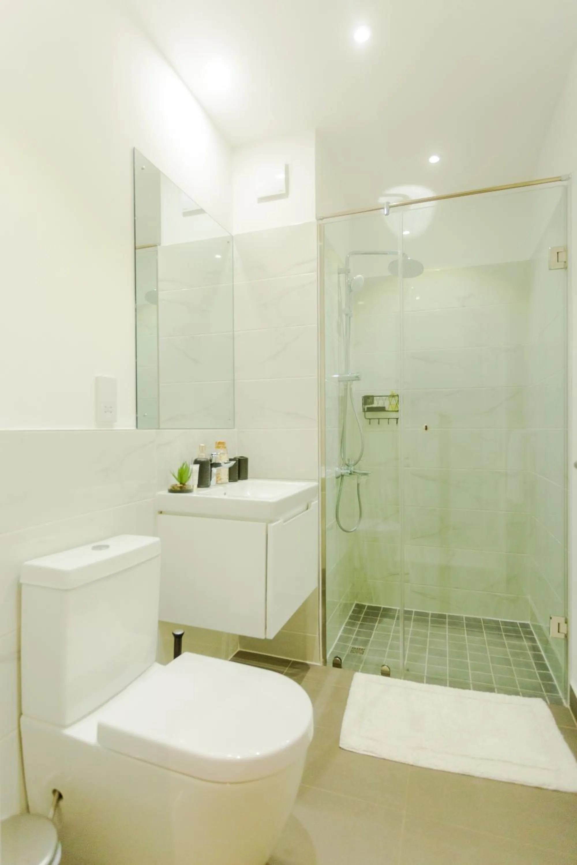 Shower in Accra Luxury Apartments @ The Lennox