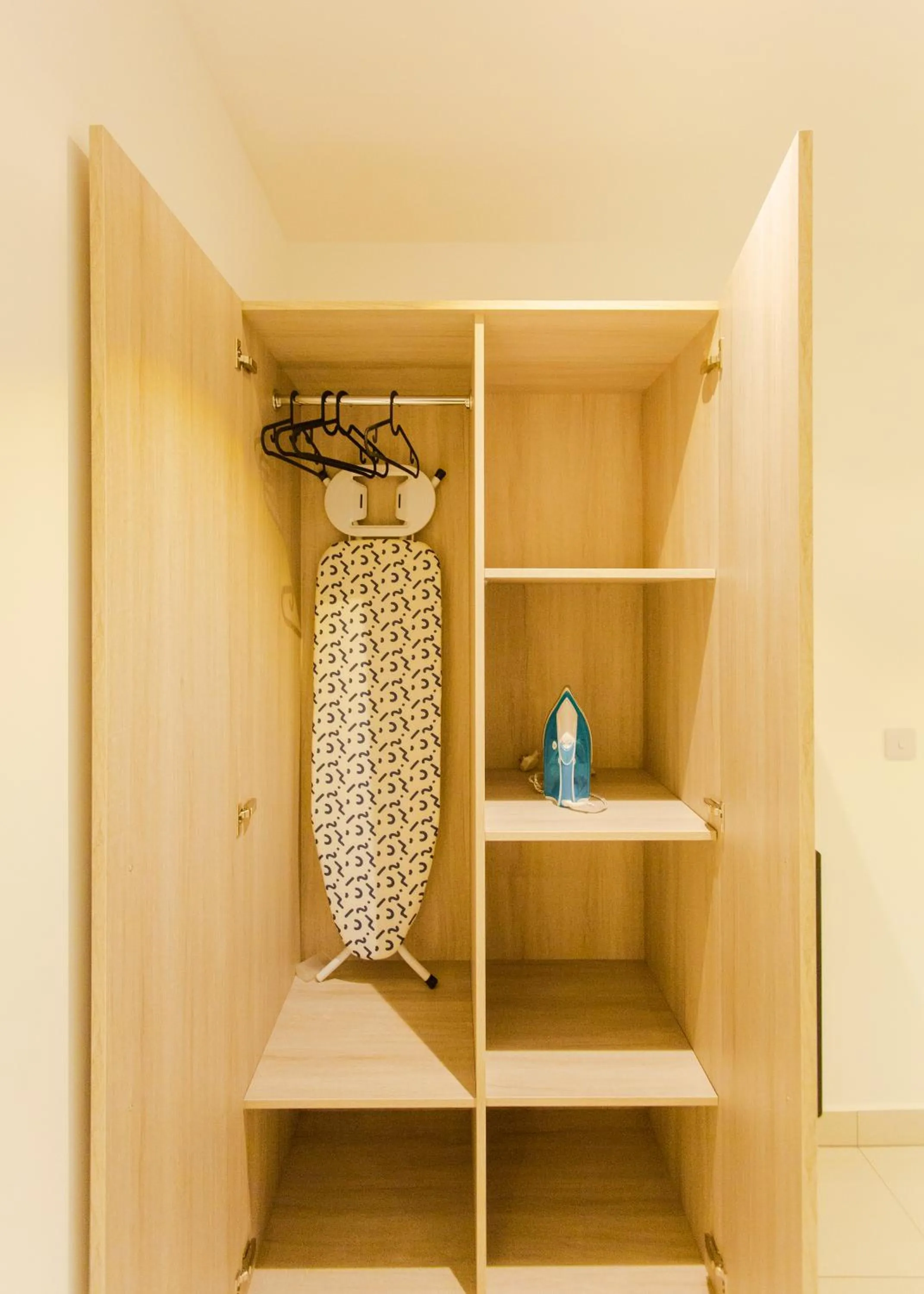 flat iron in Accra Luxury Apartments @ The Lennox