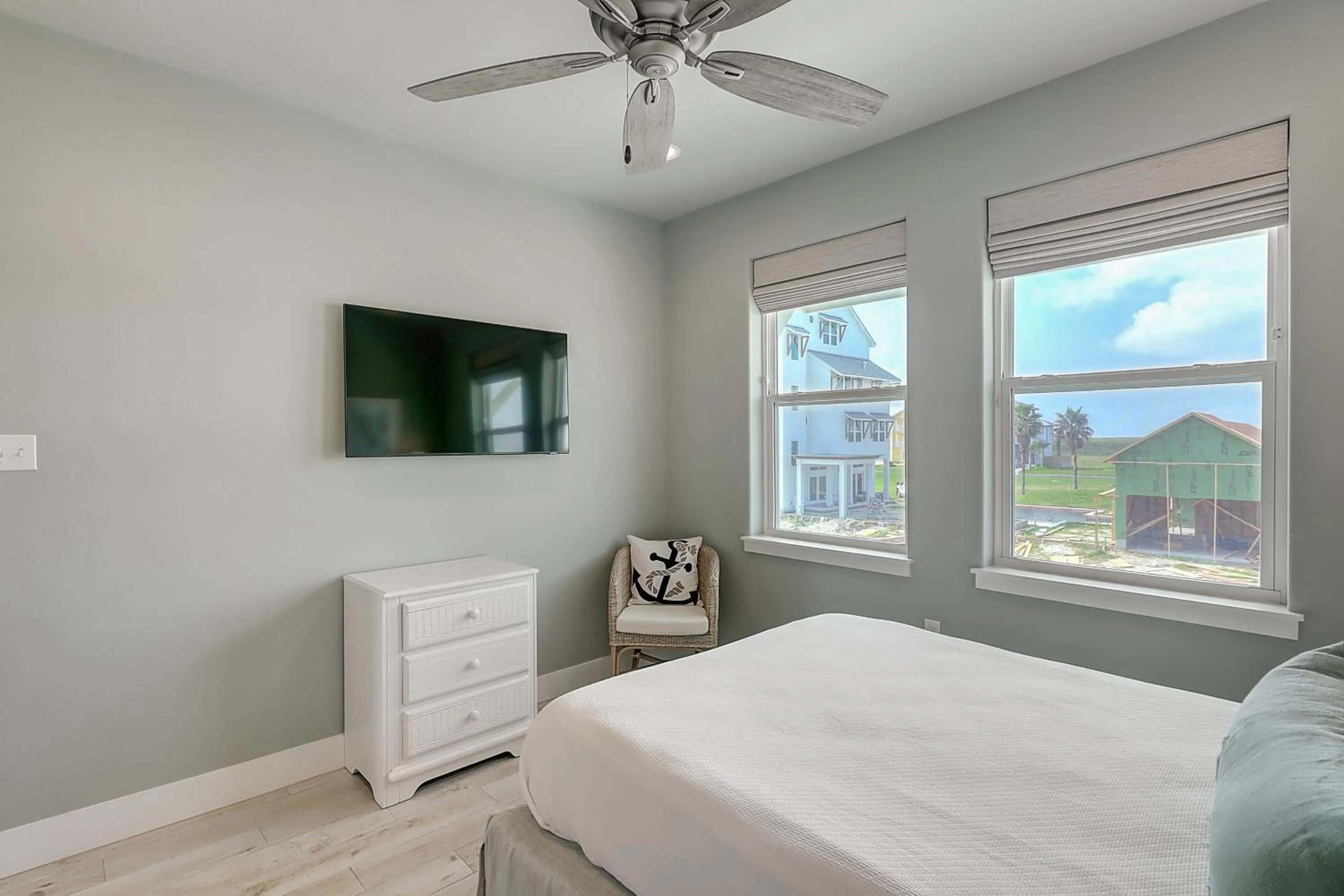 Bed in BeachHouse Bliss