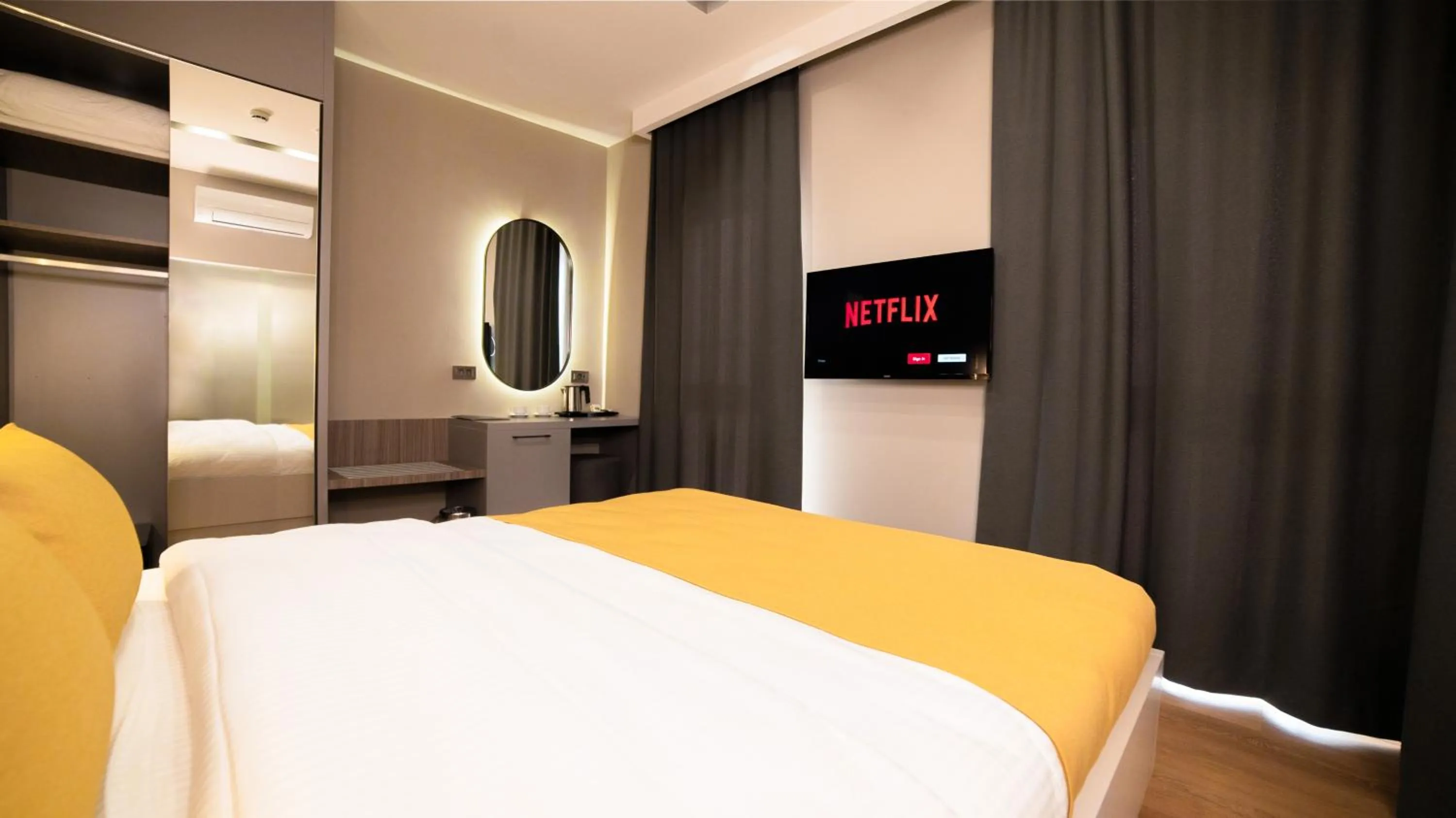 Photo of the whole room, Bed in VESTA SUITES