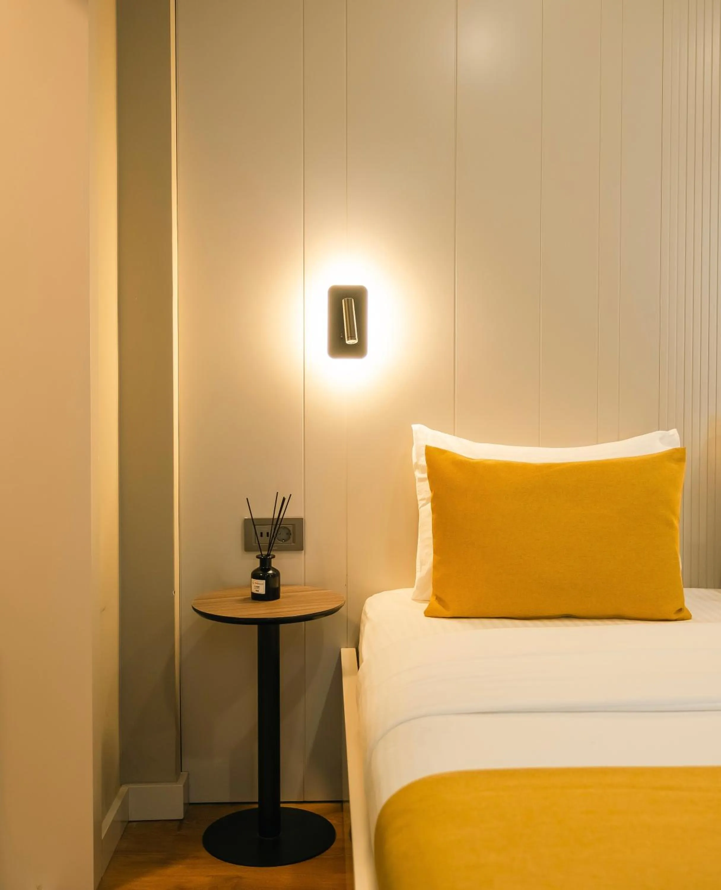 Photo of the whole room, Bed in Vesta Rooms