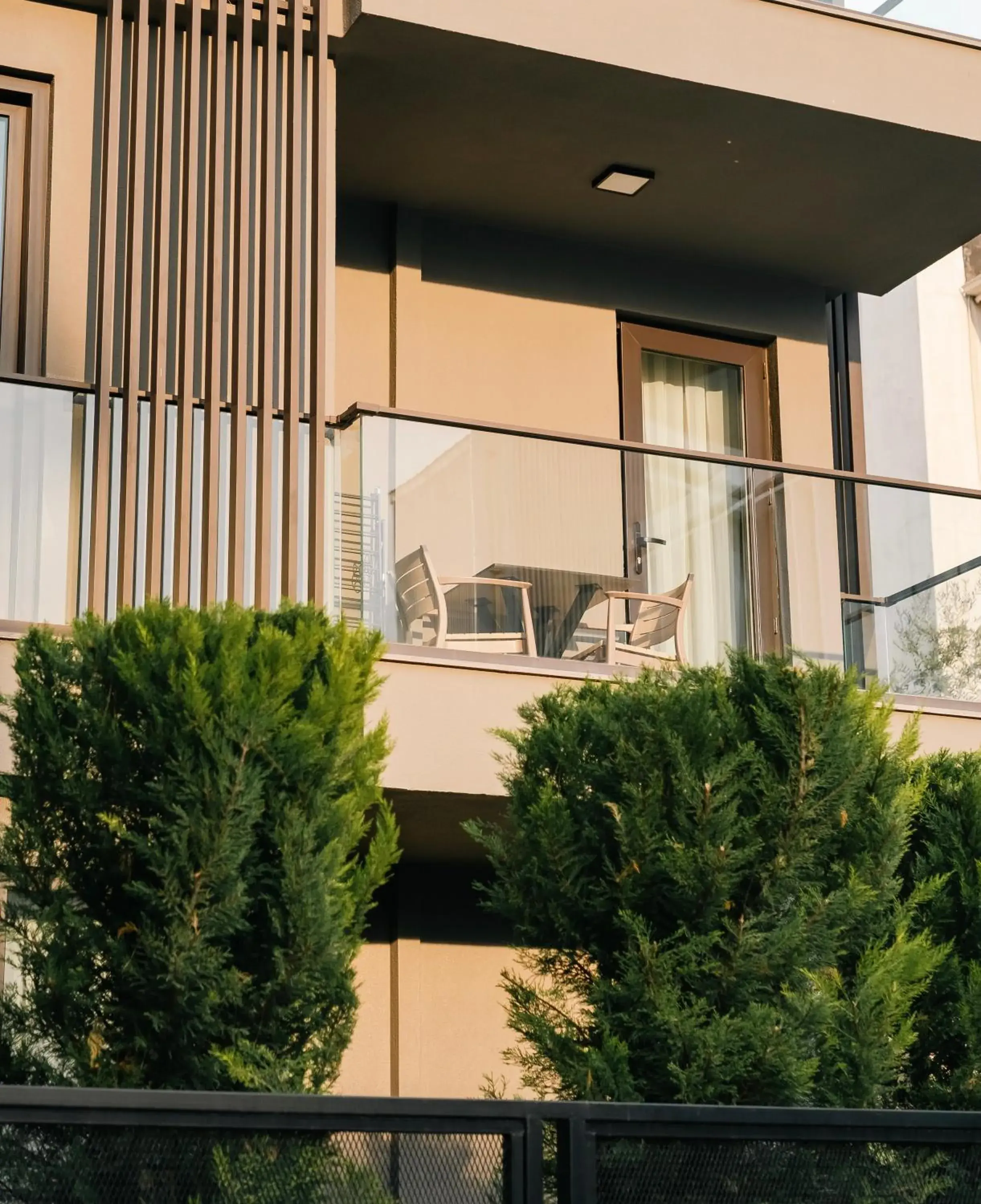 Property building in Vesta Rooms Property building in Vesta Rooms