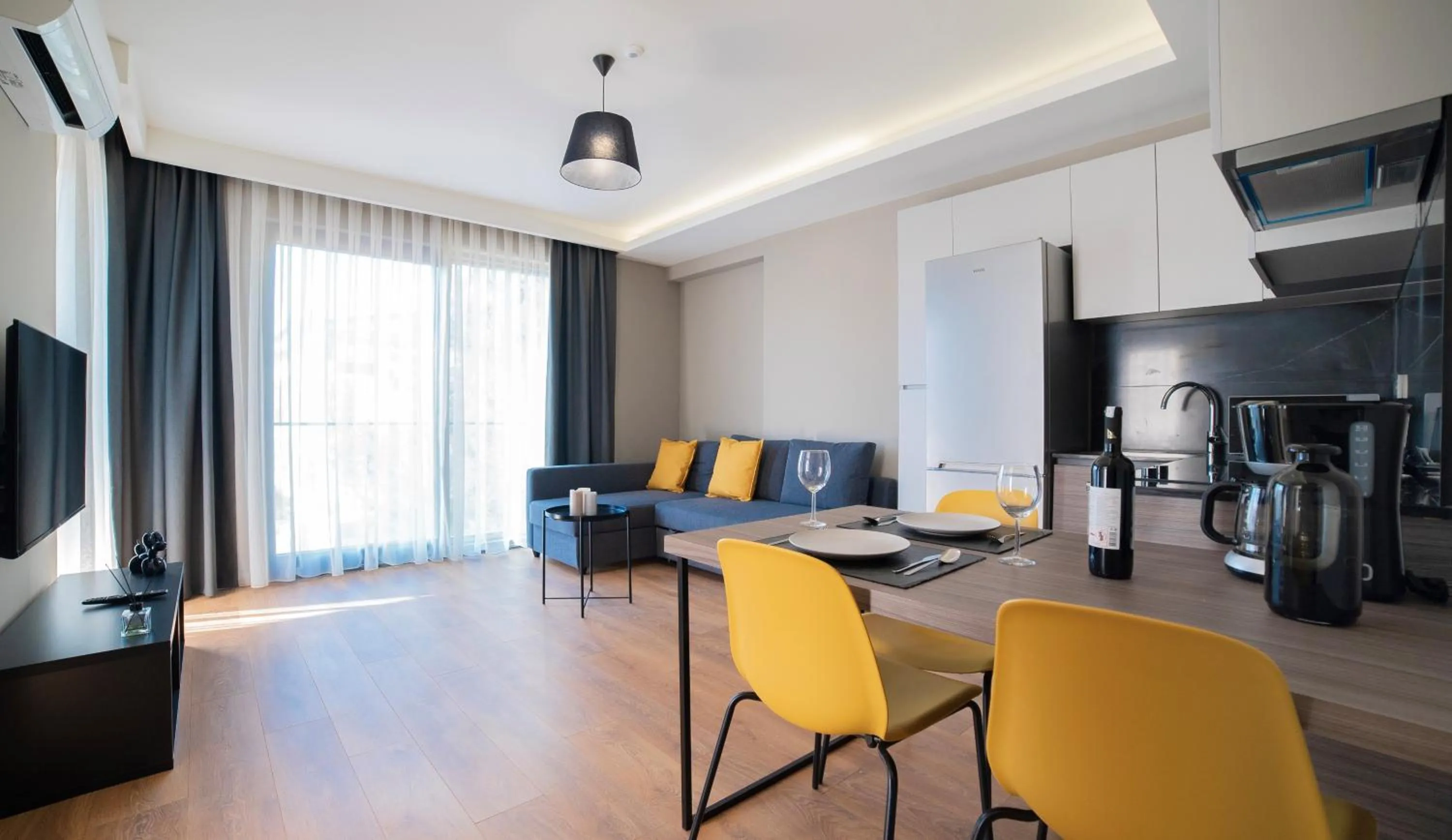 Living room in VESTA SUITES