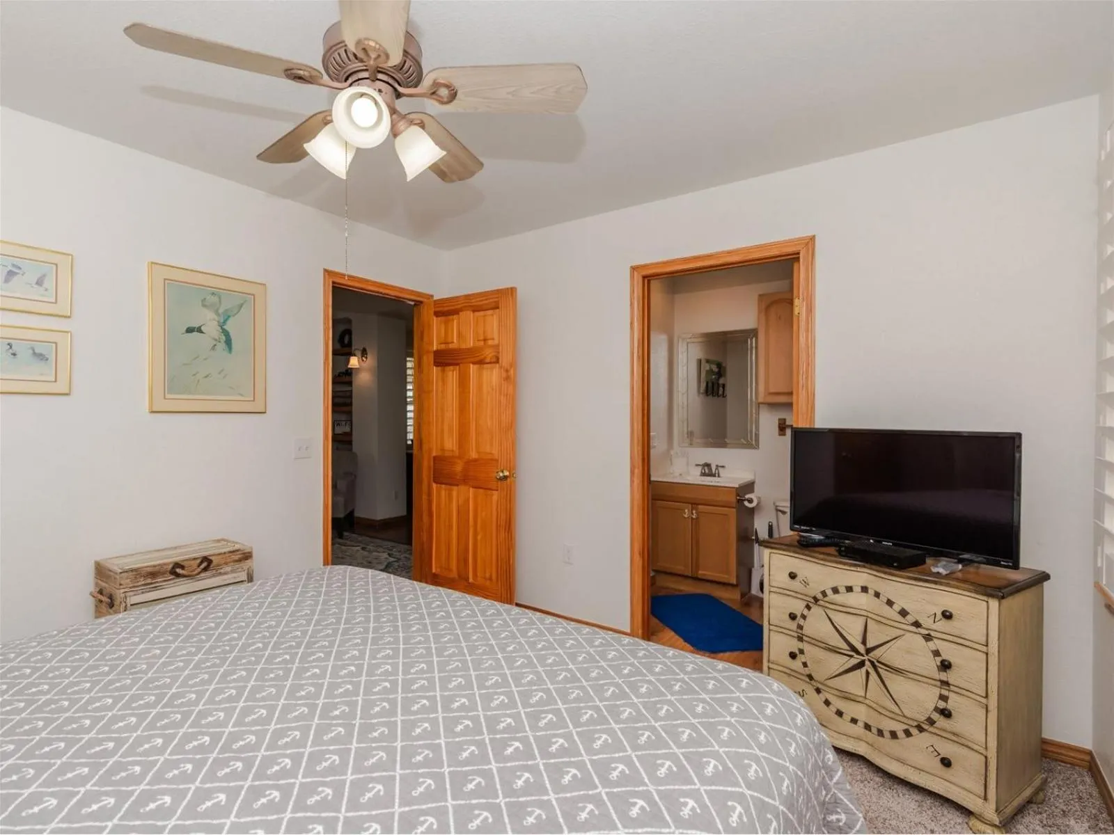 Property building, Bed in Bay Cottage