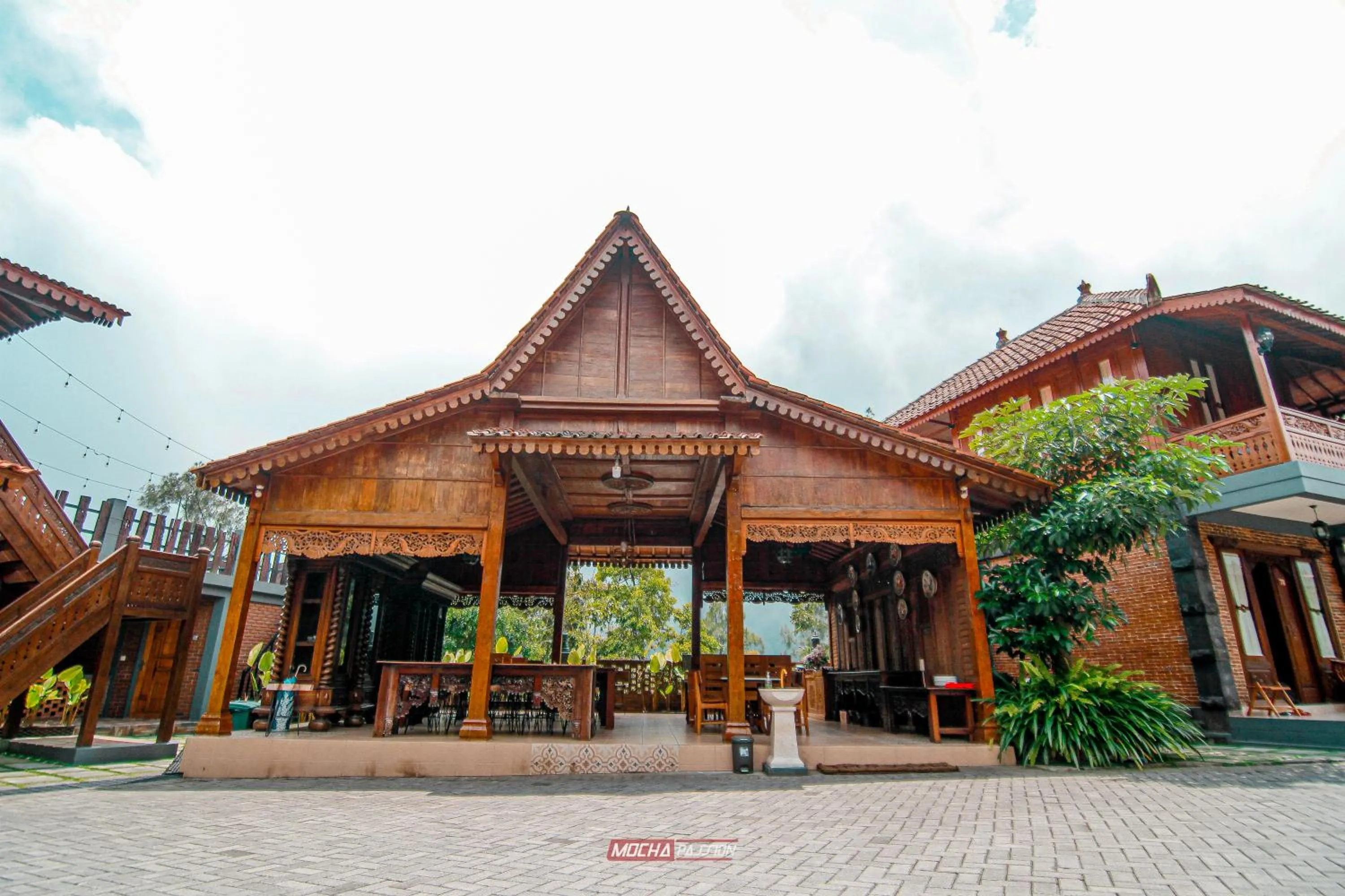 Property building in Joglo Kecombrang Bromo