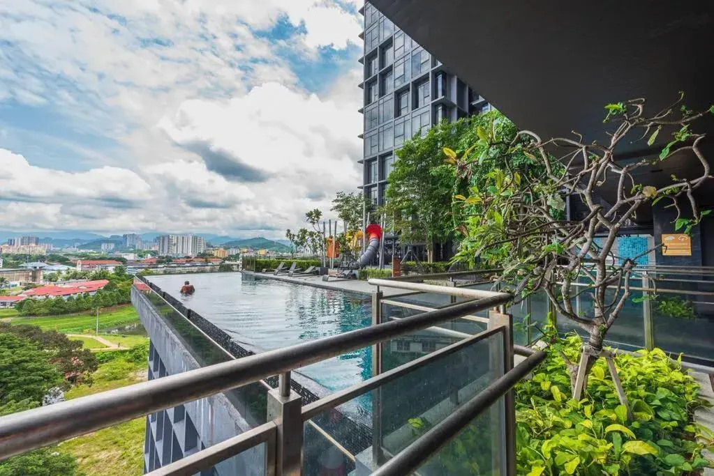 Swimming pool in ExpressionZ Suites KLCC by EC Swimming pool in ExpressionZ Suites KLCC by EC