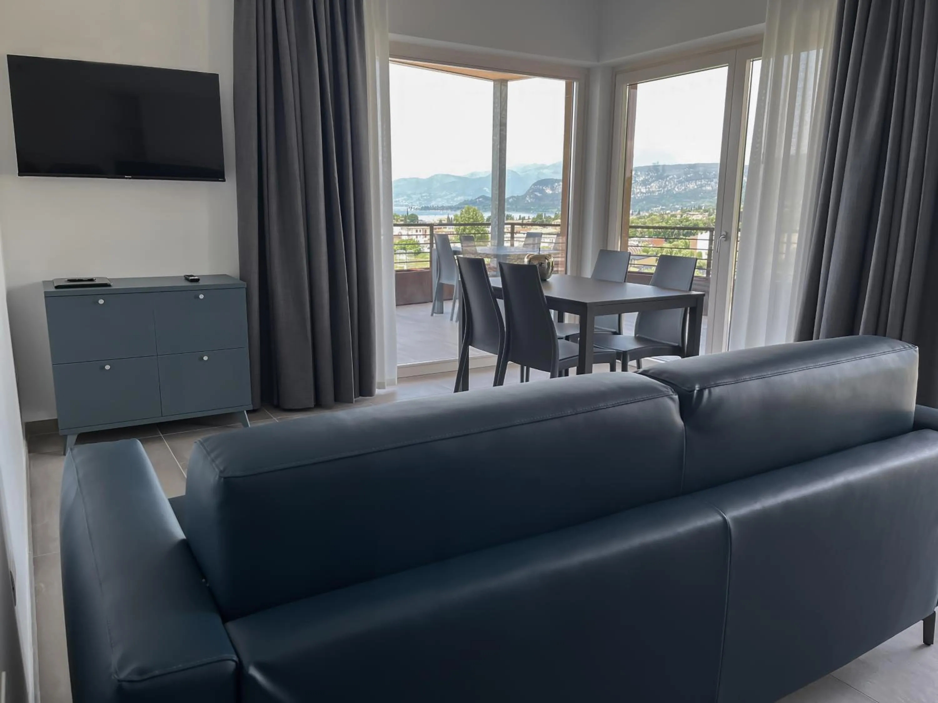 Apartments Monsurei, Lake view