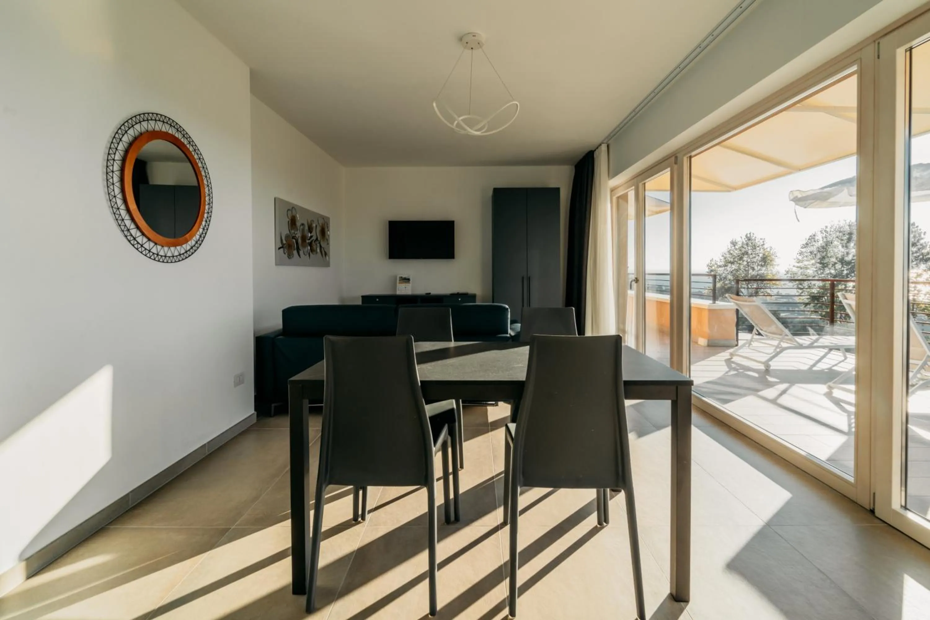 Apartments Monsurei, Lake view