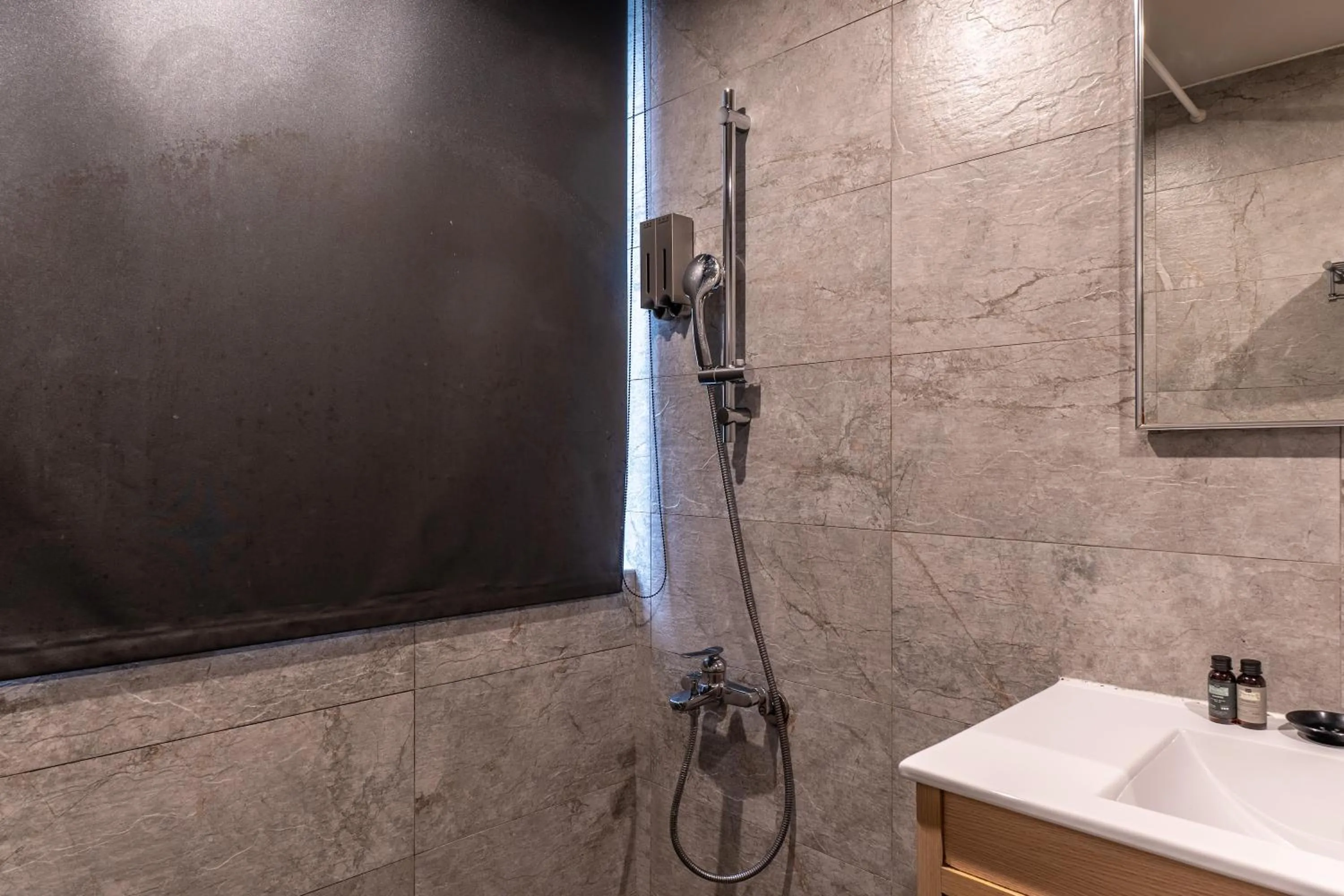 Bathroom in Guide Hotel Taipei Dadaocheng