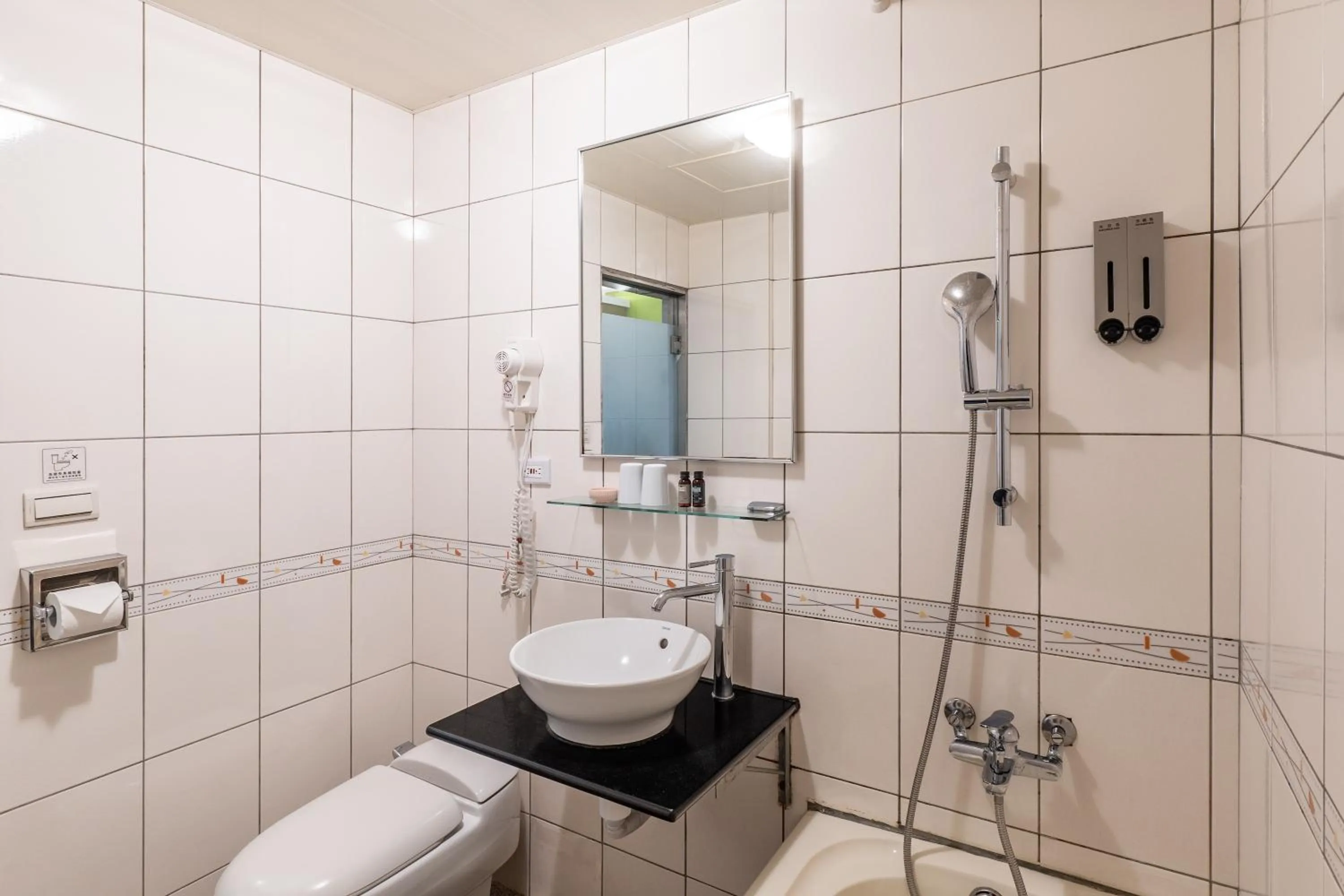 Bathroom in Guide Hotel Taipei Dadaocheng