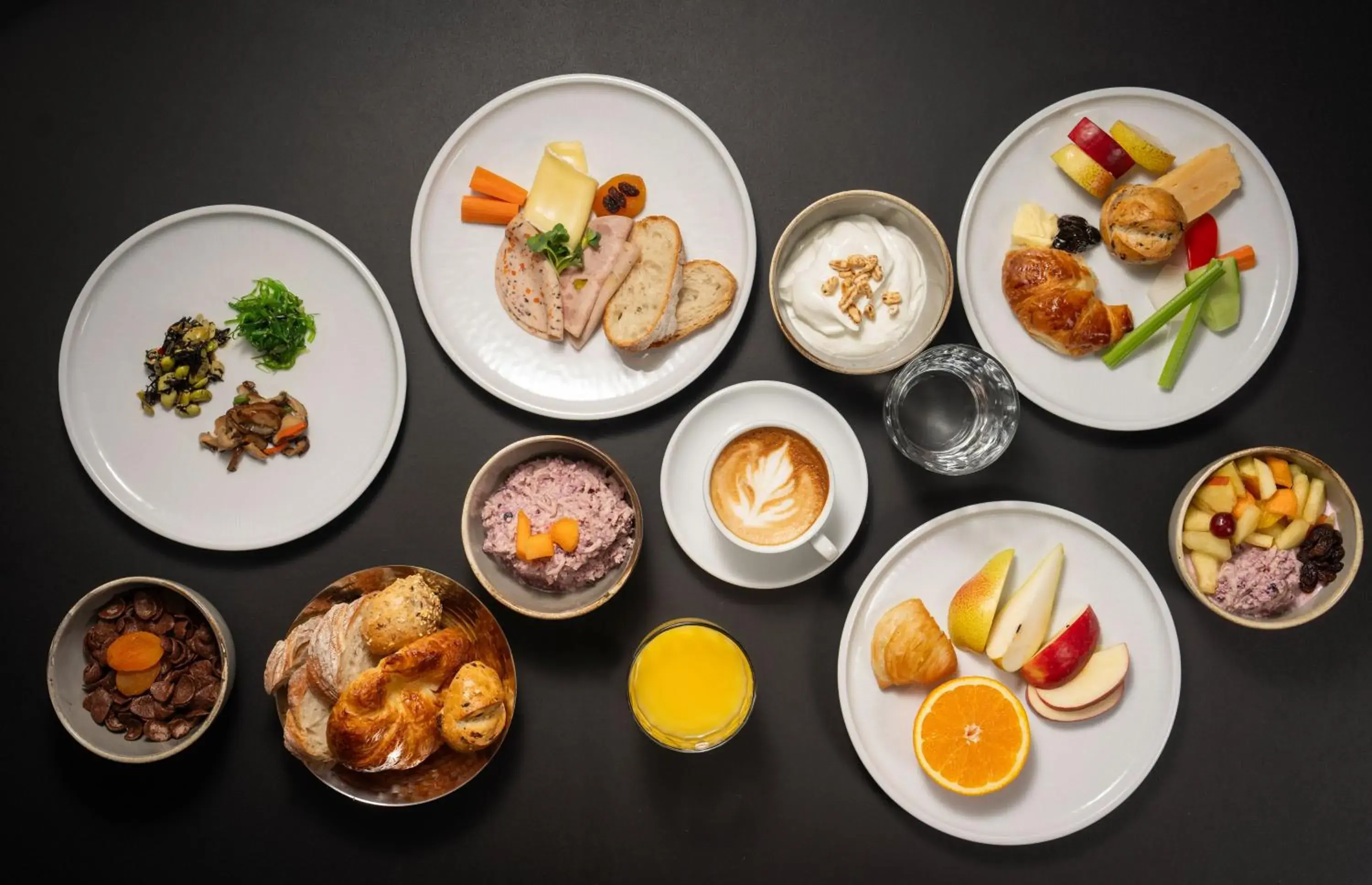 Restaurant/places to eat in Tailormade Hotel LEO St Gallen Restaurant/places to eat in Tailormade Hotel LEO St Gallen