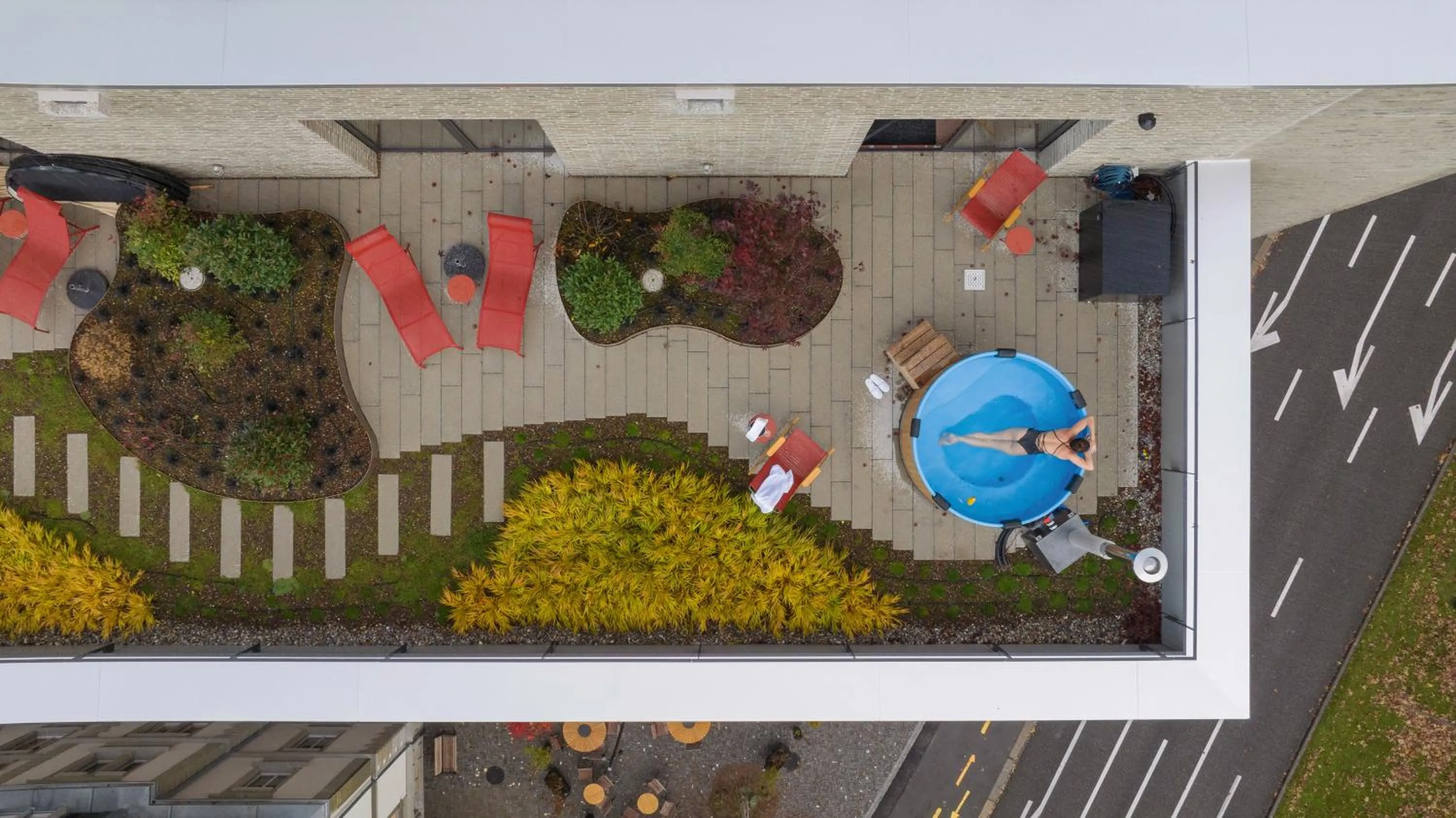 Hot Tub in Tailormade Hotel LEO St Gallen