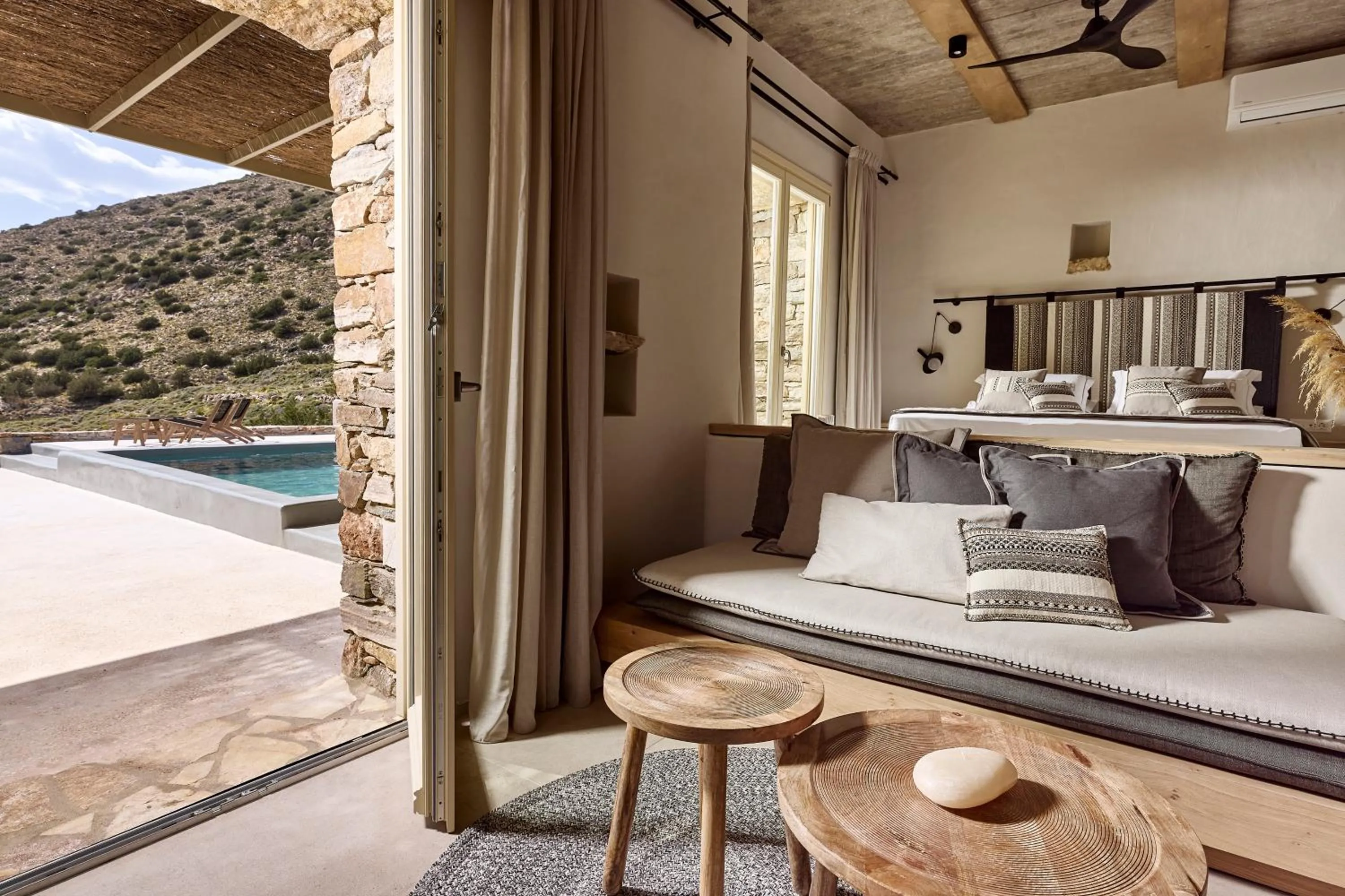 Balcony/Terrace in Apsila Pool Suites