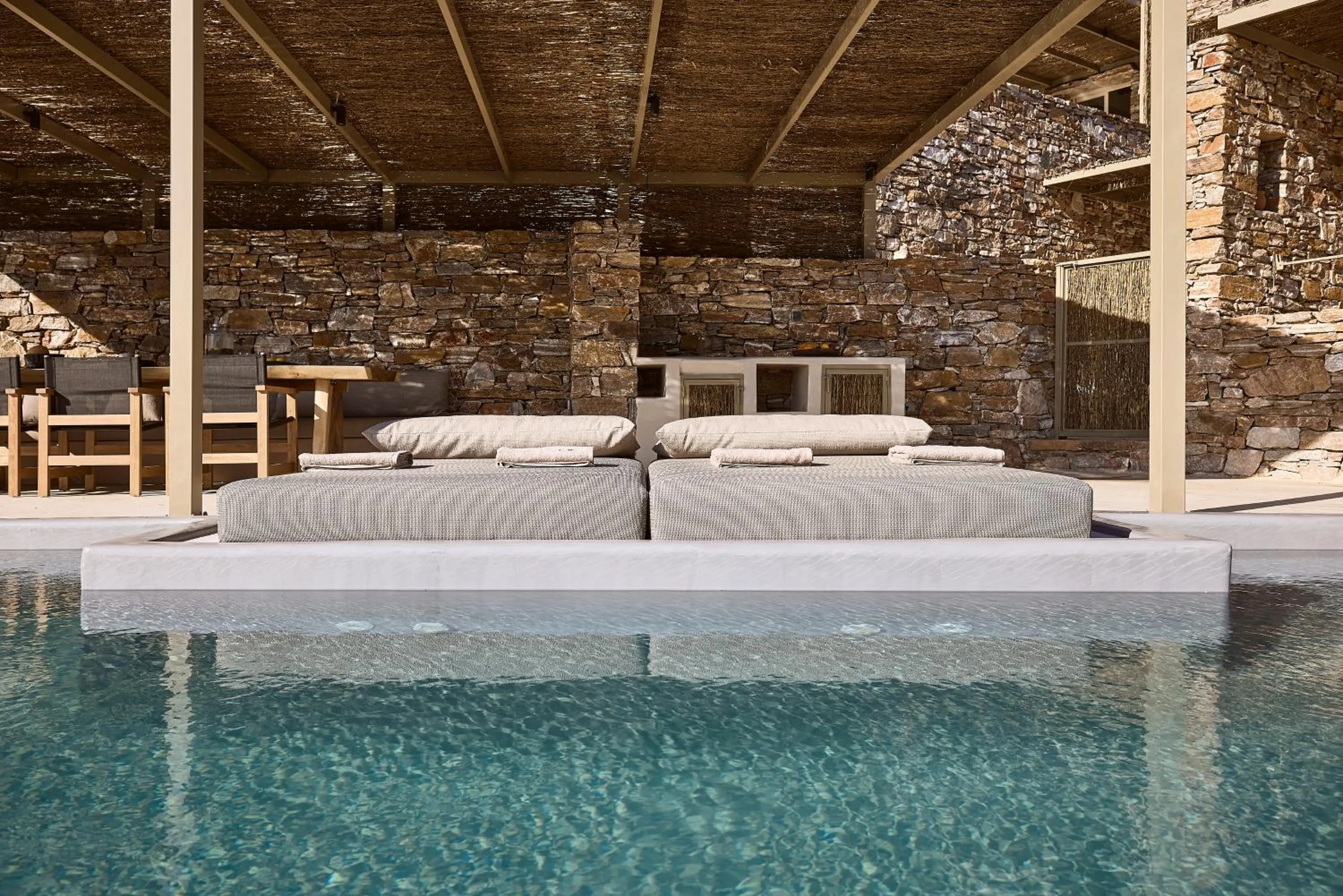 Swimming pool in Apsila Pool Suites
