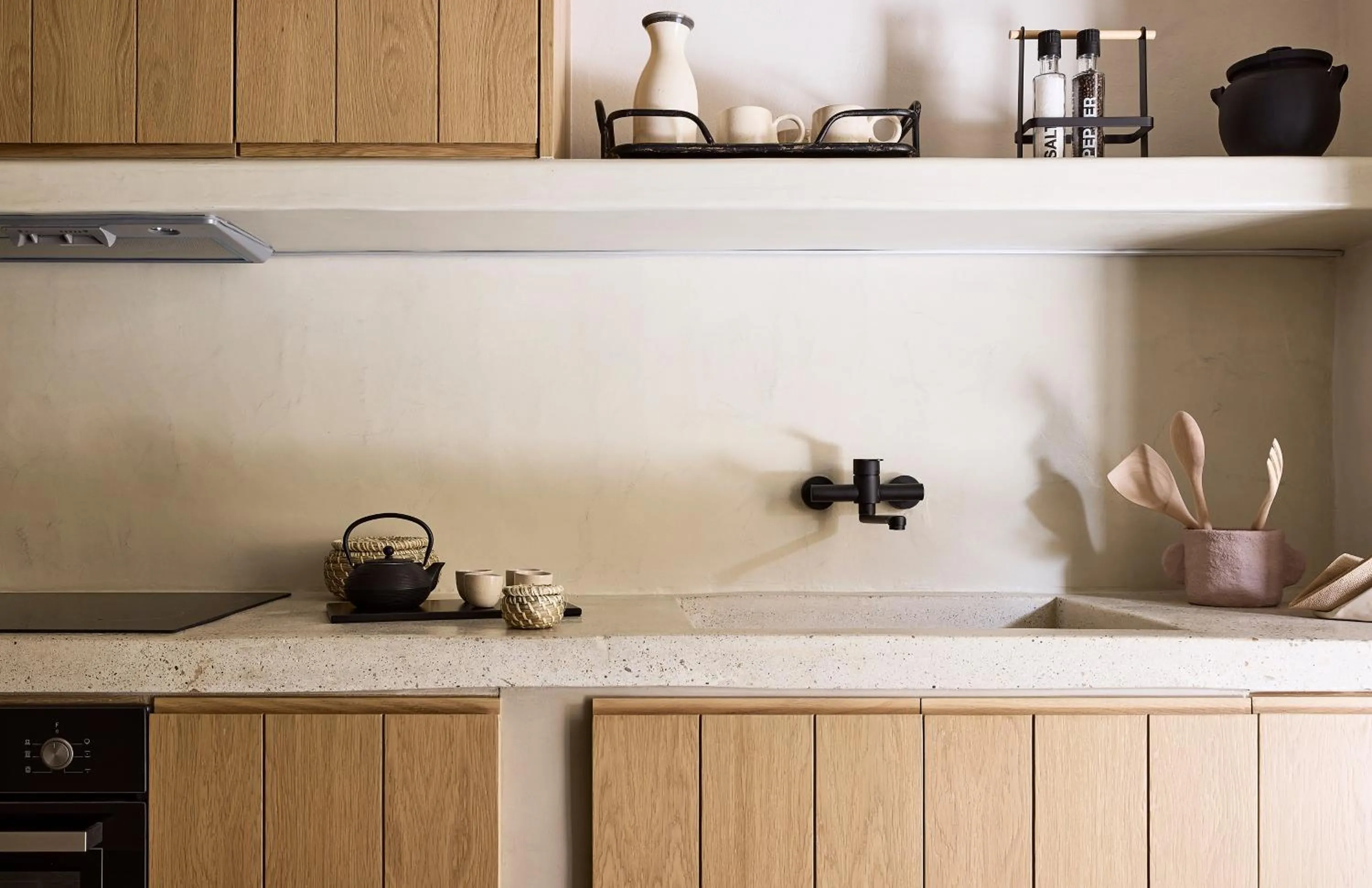 Kitchen or kitchenette in Apsila Pool Suites