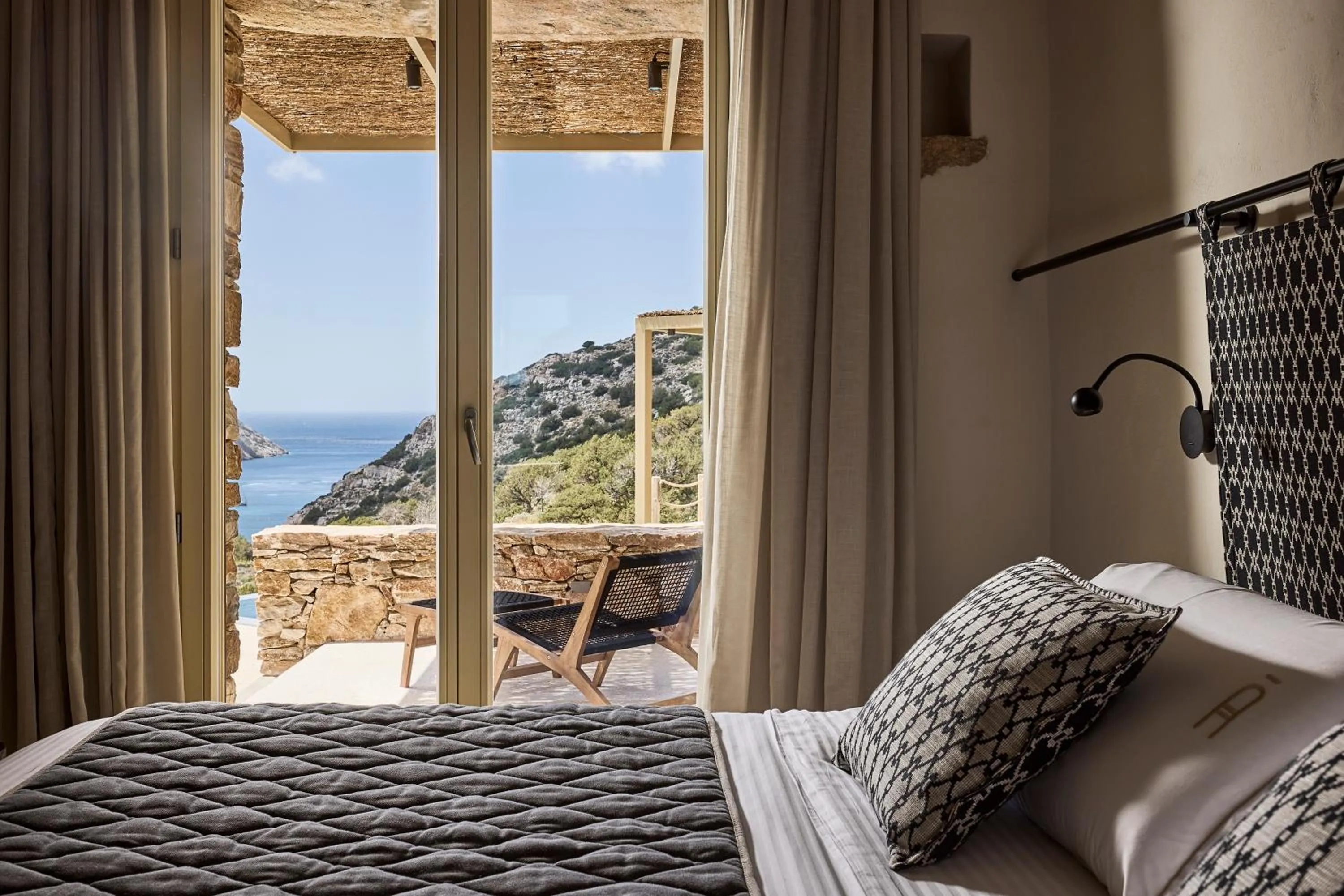Bedroom, Bed in Apsila Pool Suites