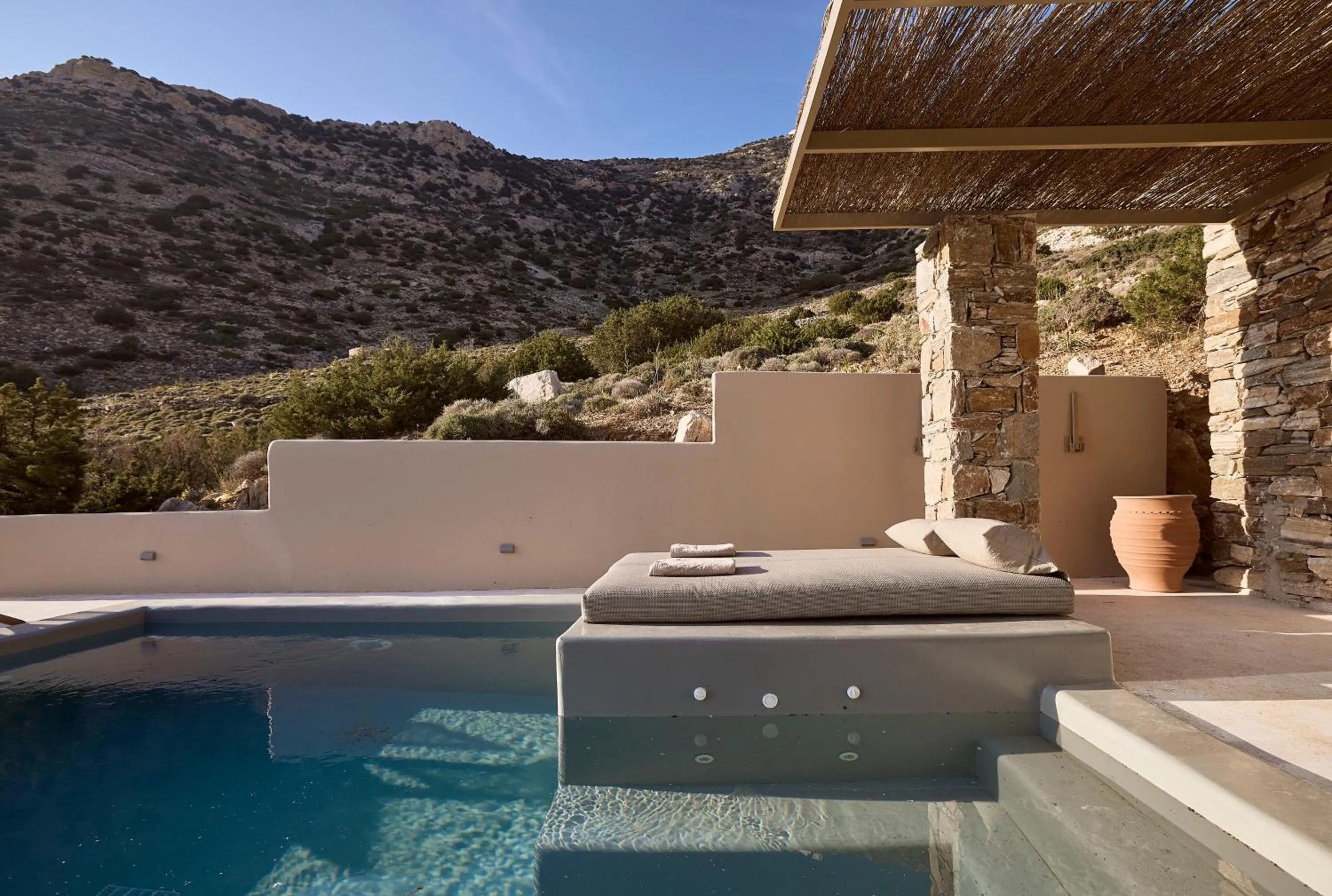 Swimming pool in Apsila Pool Suites