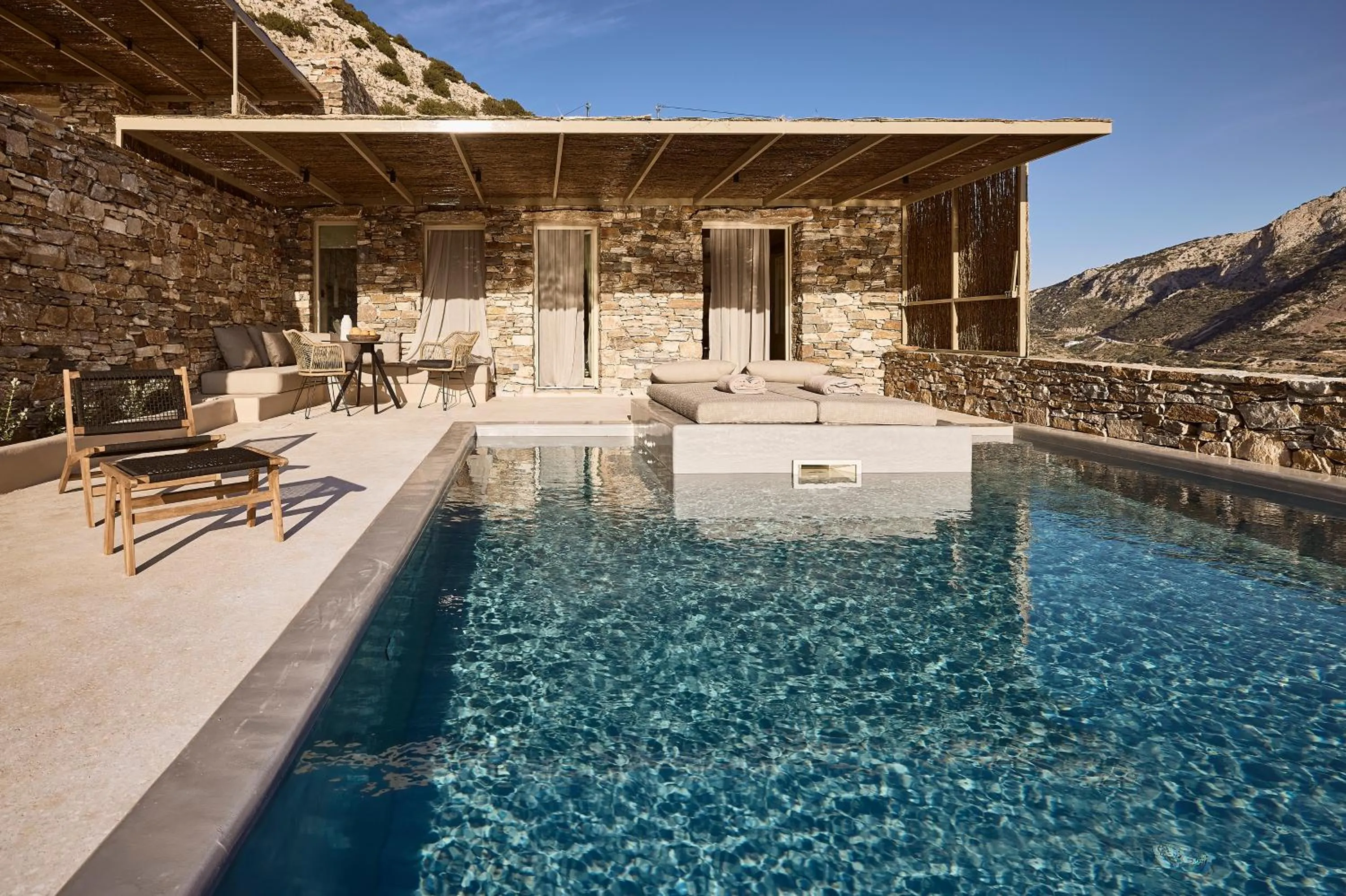 Swimming pool in Apsila Pool Suites