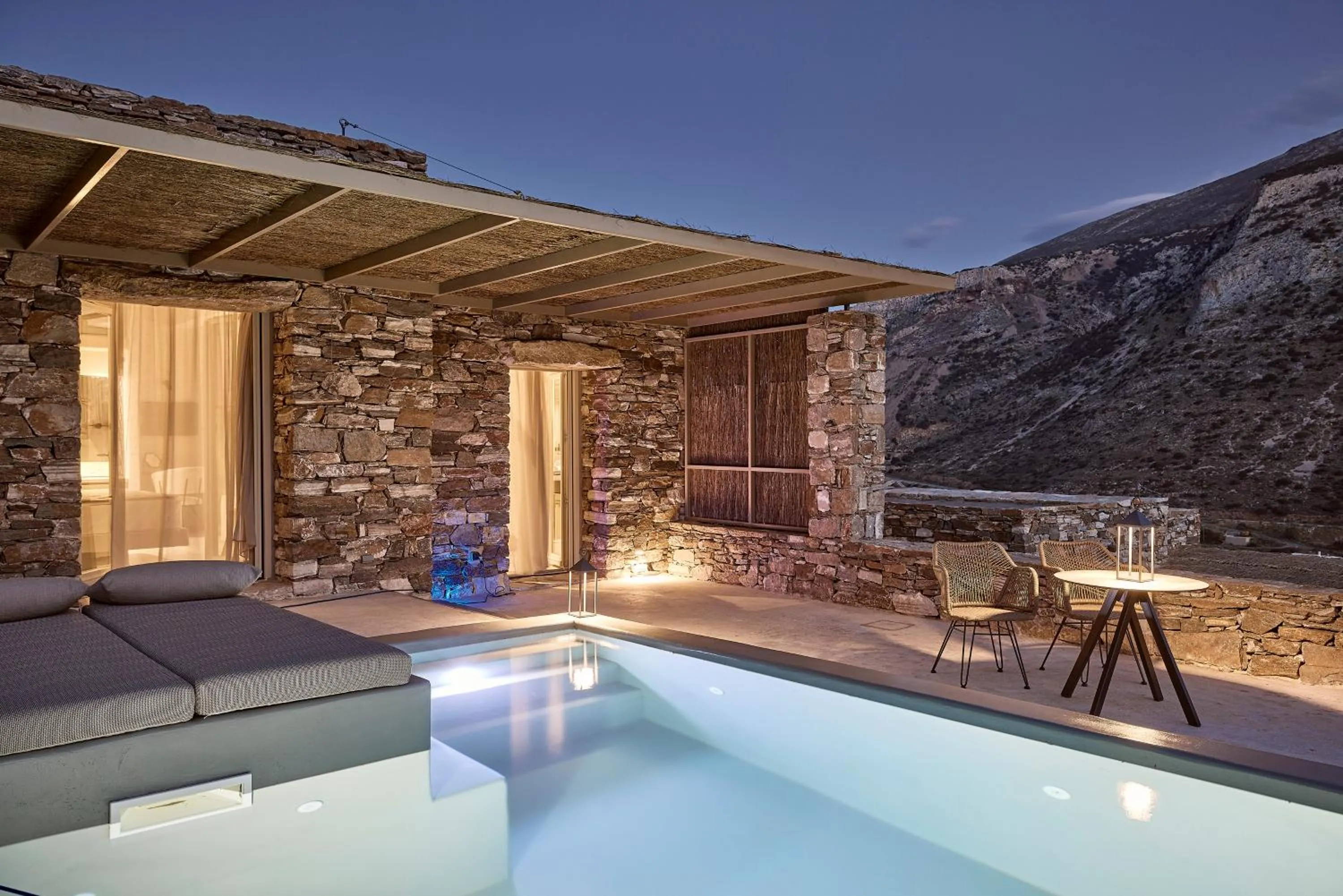 Night in Apsila Pool Suites