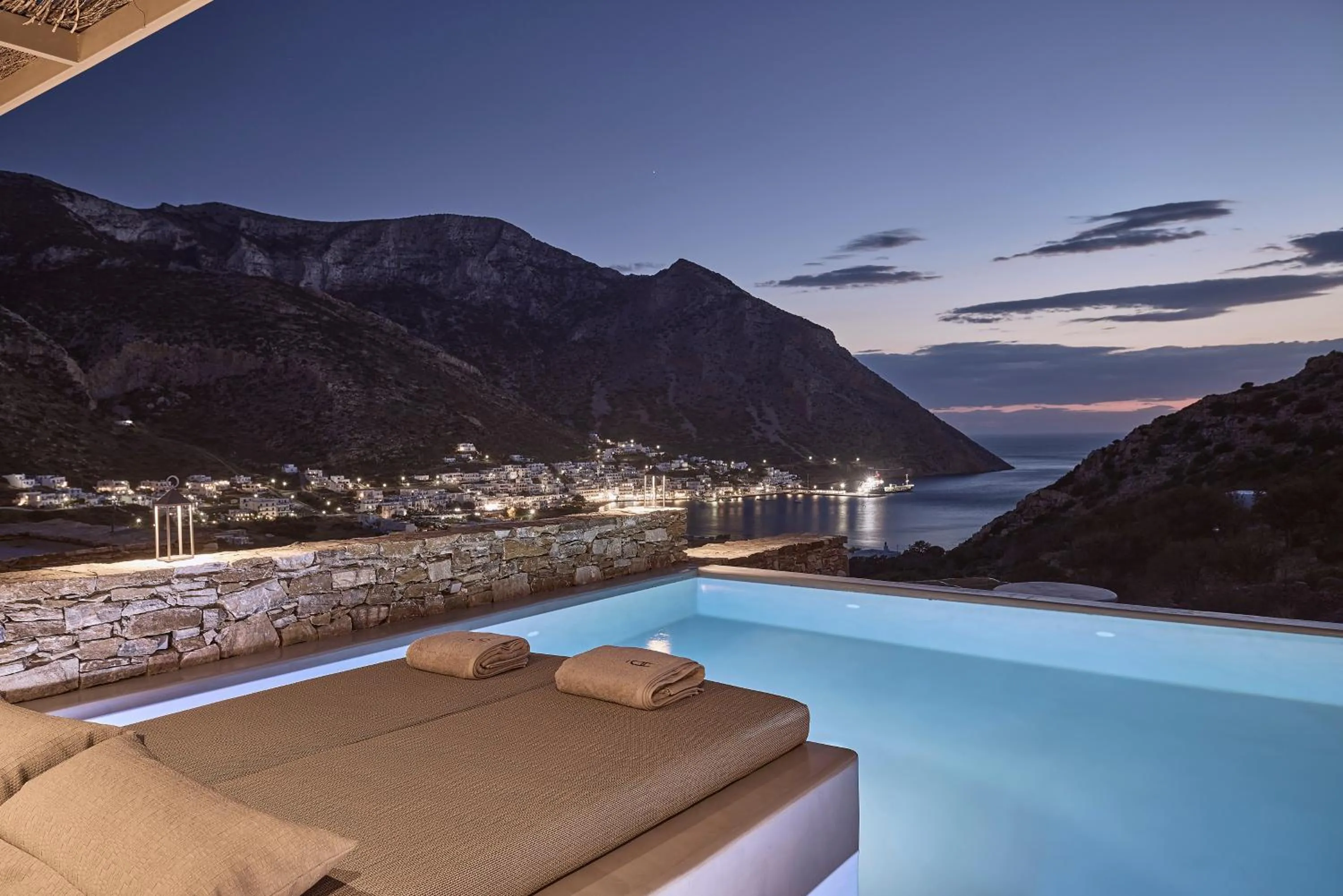 Night in Apsila Pool Suites