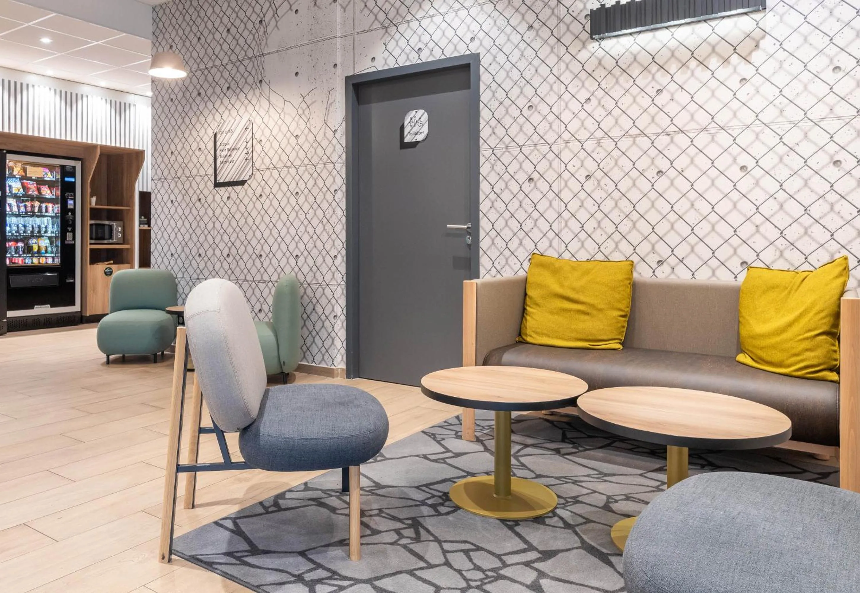 Seating area in B&B HOTEL Bourg-en-Bresse Viriat