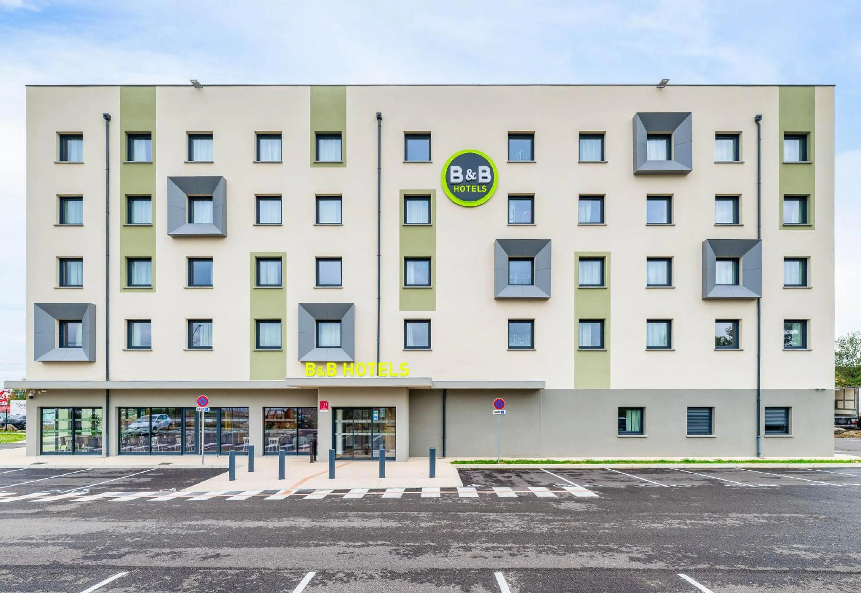 Property building in B&B HOTEL Bourg-en-Bresse Viriat