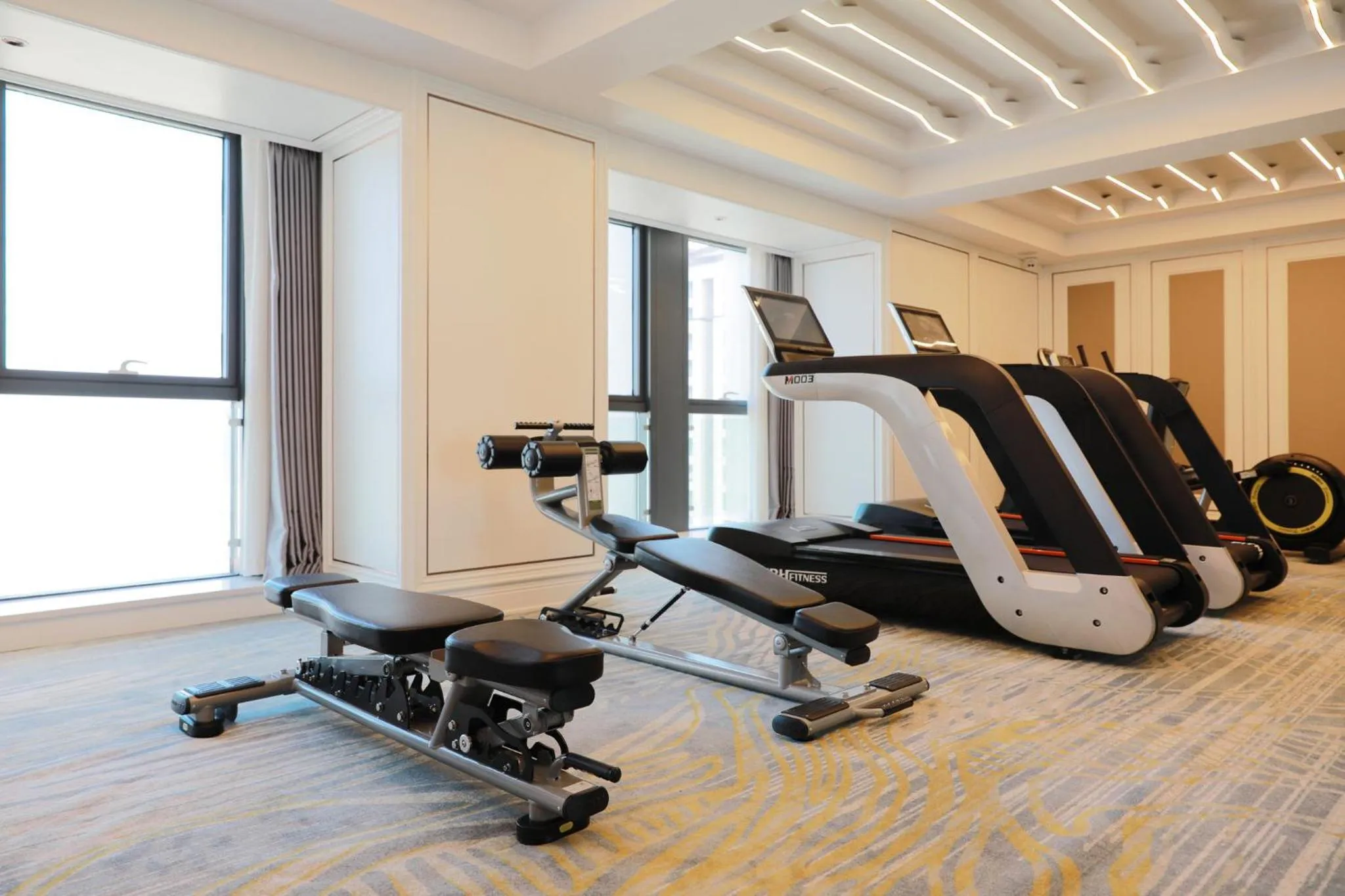 Fitness centre/facilities in Holiday Inn Express Qingdao Northern West Coast by IHG
