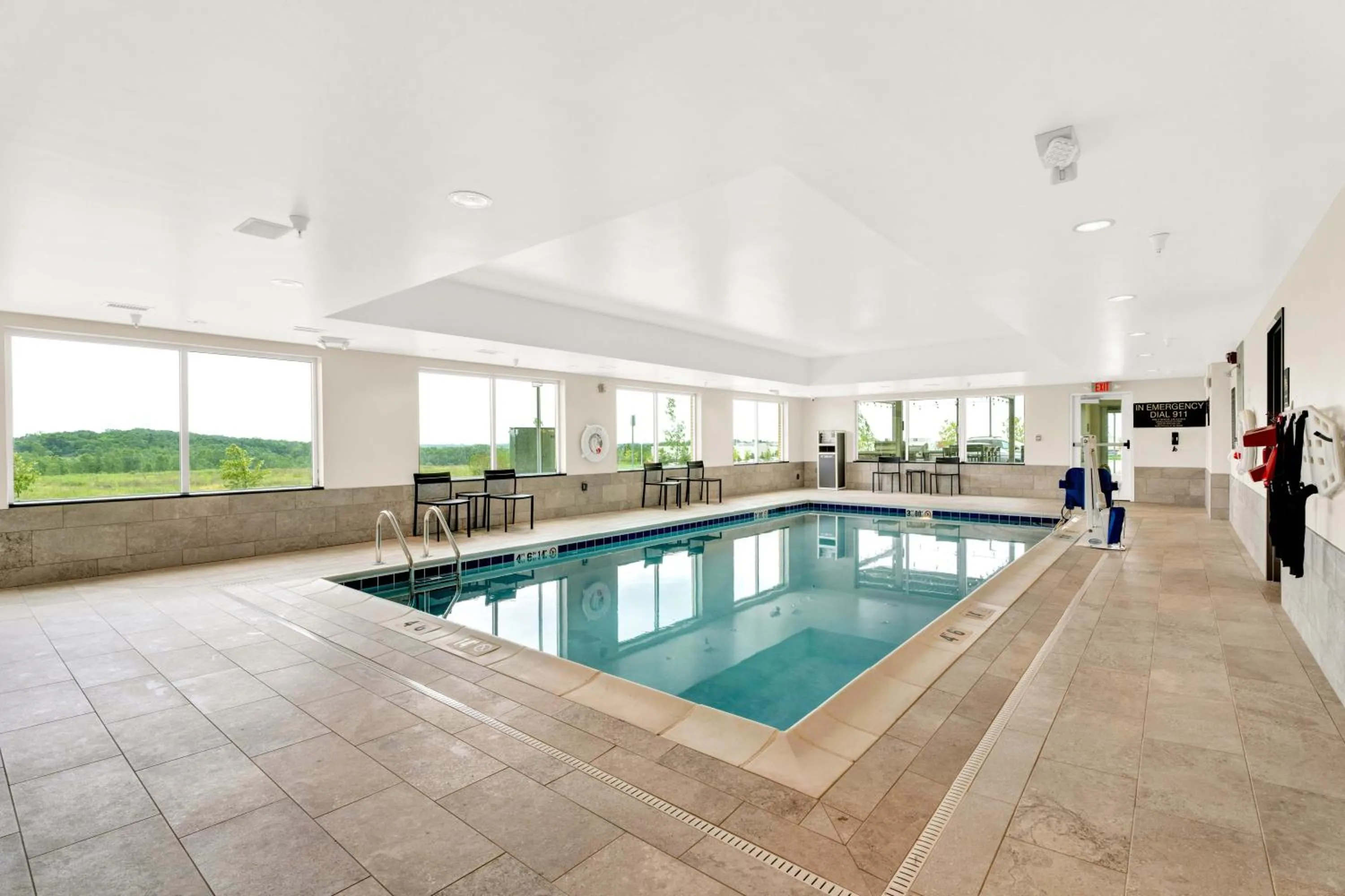 Swimming pool in Candlewood Suites - Detroit - Auburn Hills by IHG