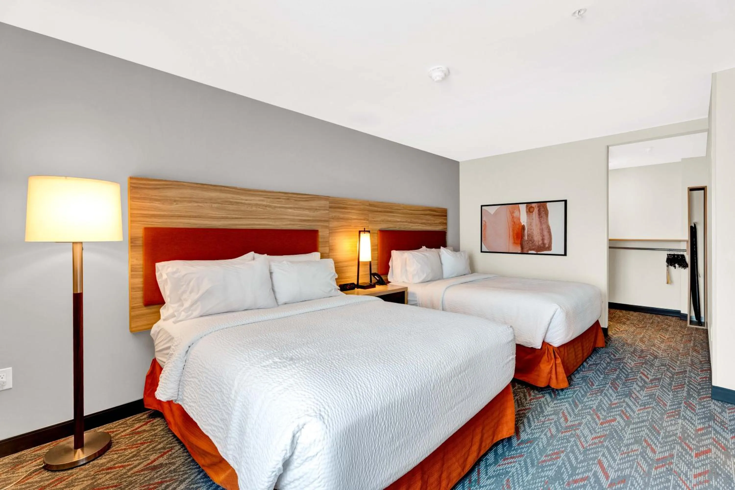 Bed in Candlewood Suites - Detroit - Auburn Hills by IHG