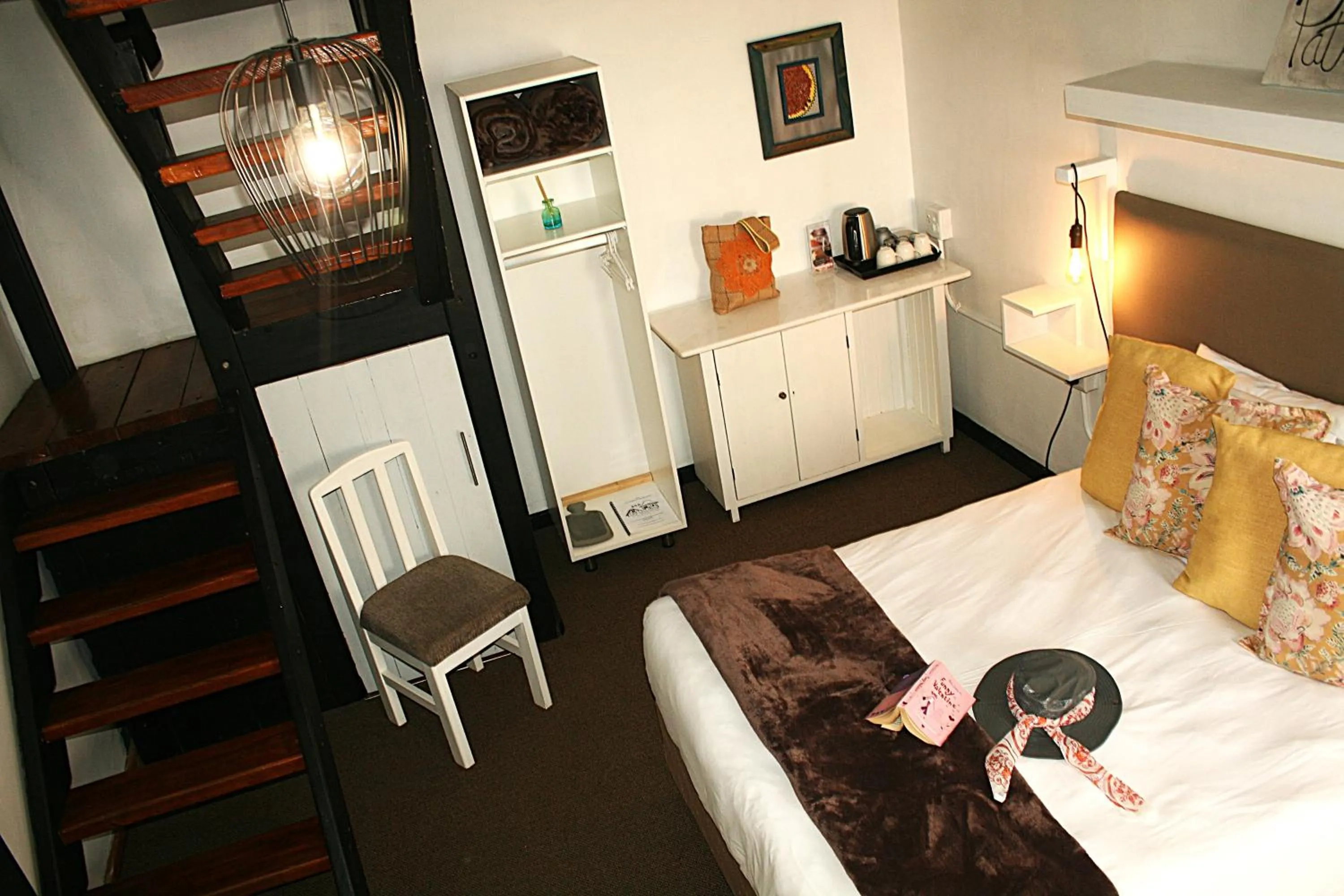 Photo of the whole room, Bed in The Residence at Villa Wiese