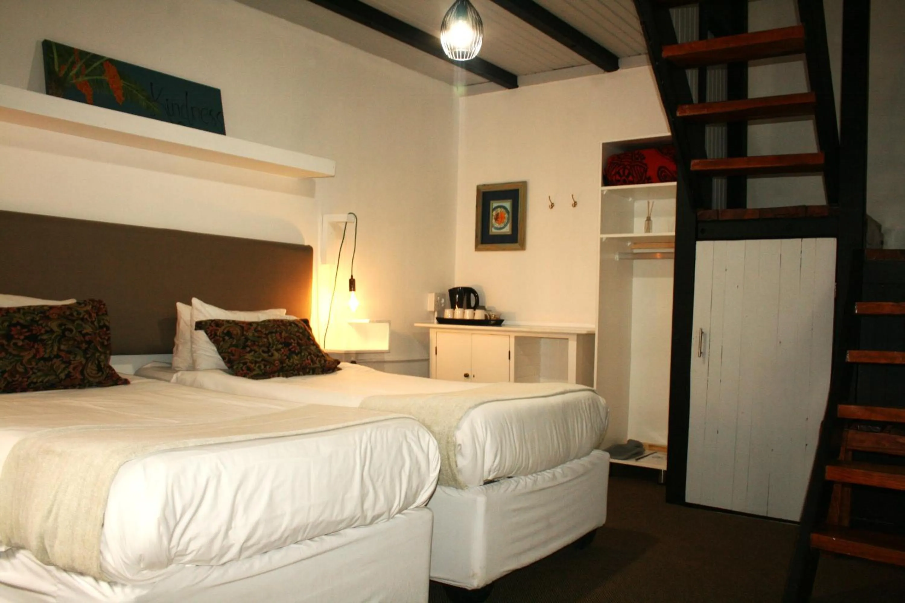 Photo of the whole room, Bed in The Residence at Villa Wiese