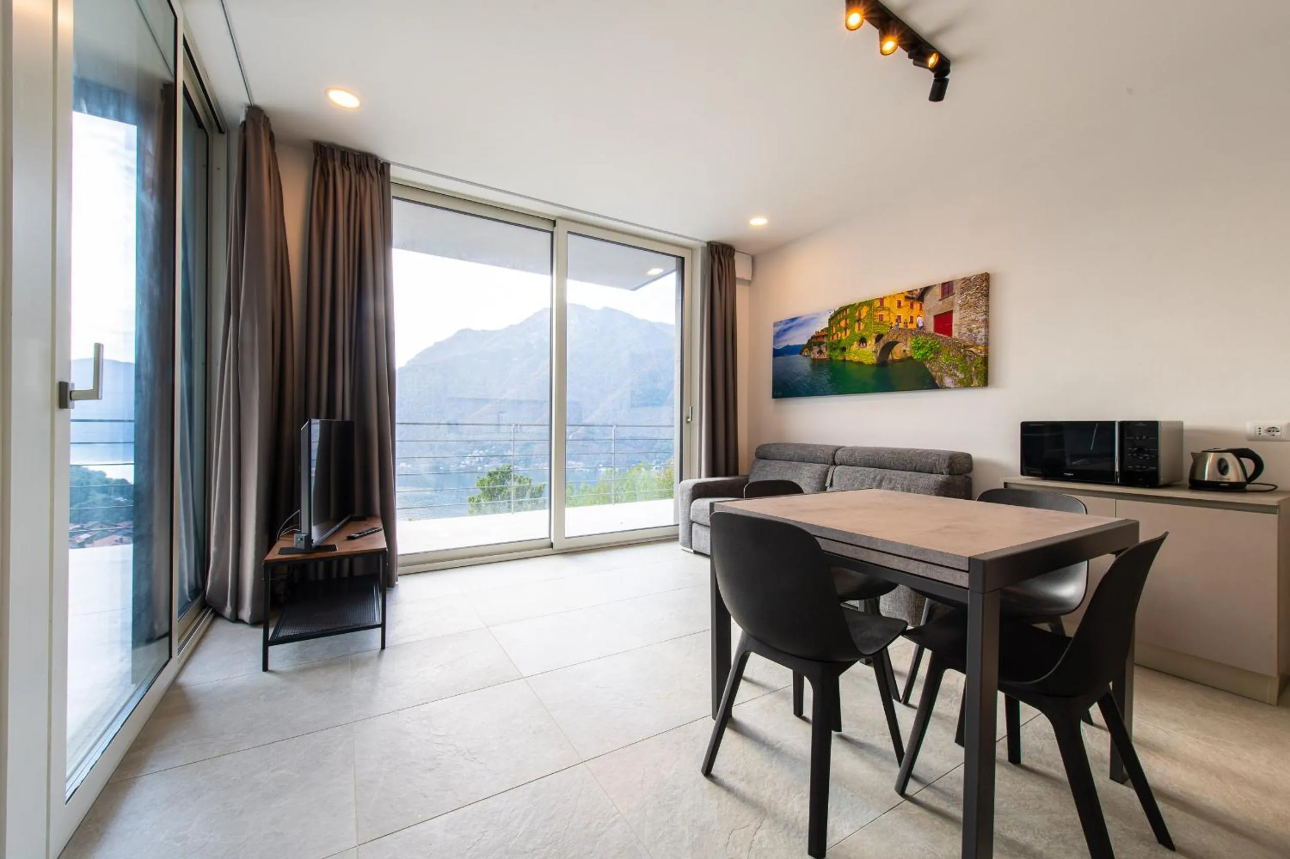 Natural landscape in Art Vista Lake Como