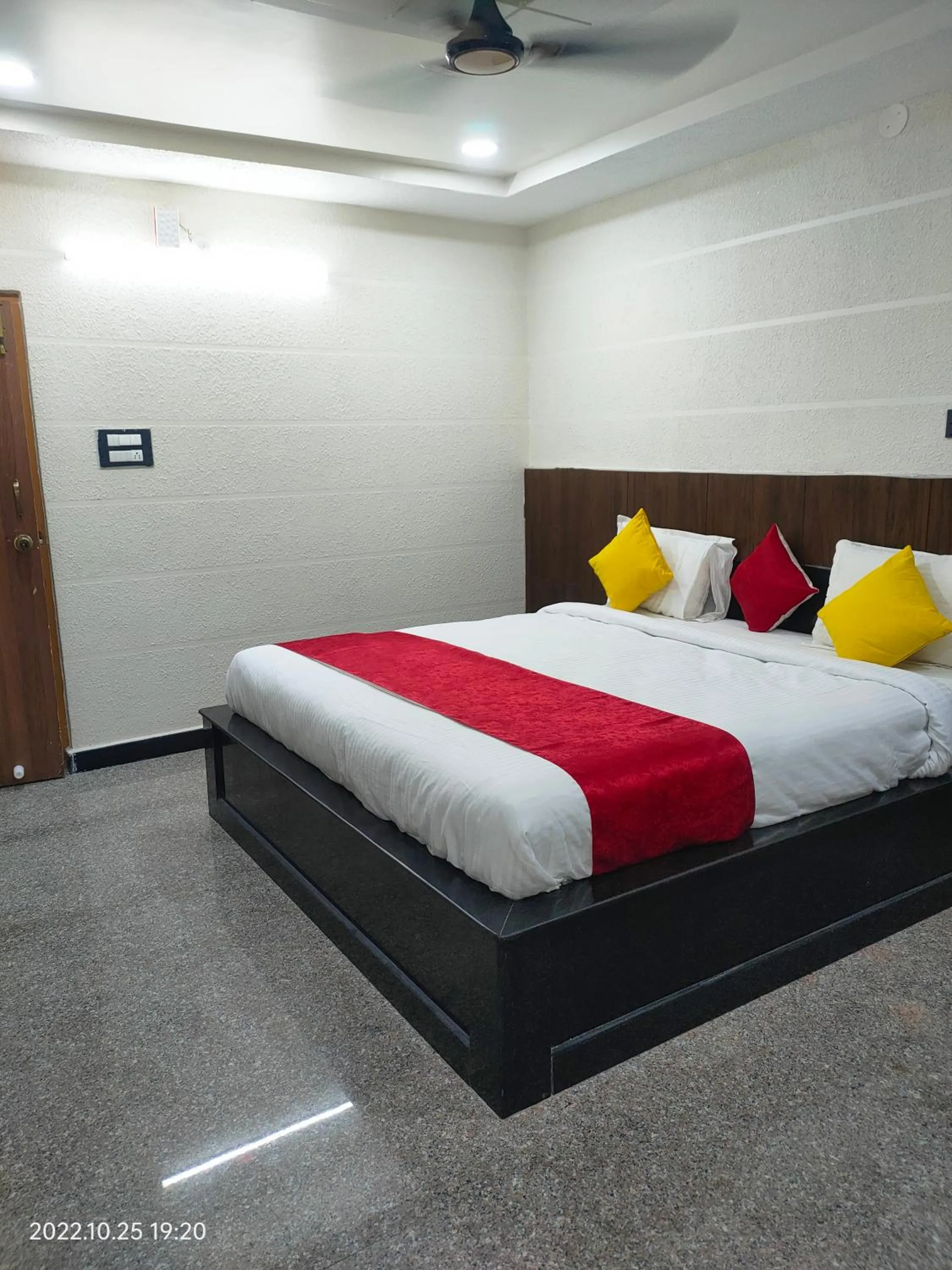 fireplace, Bed in Hotel New Maruthi Inn, LB Nagar