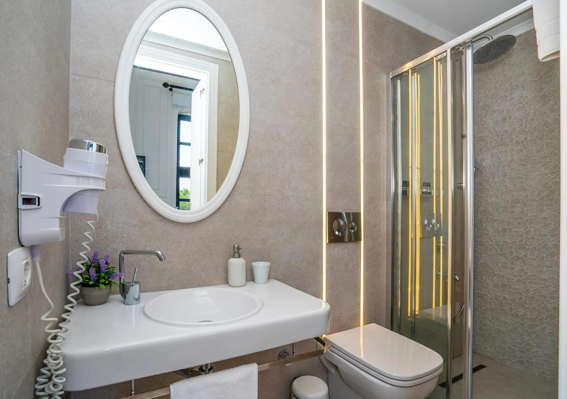 Bathroom in Siyah Lale Cunda 1841