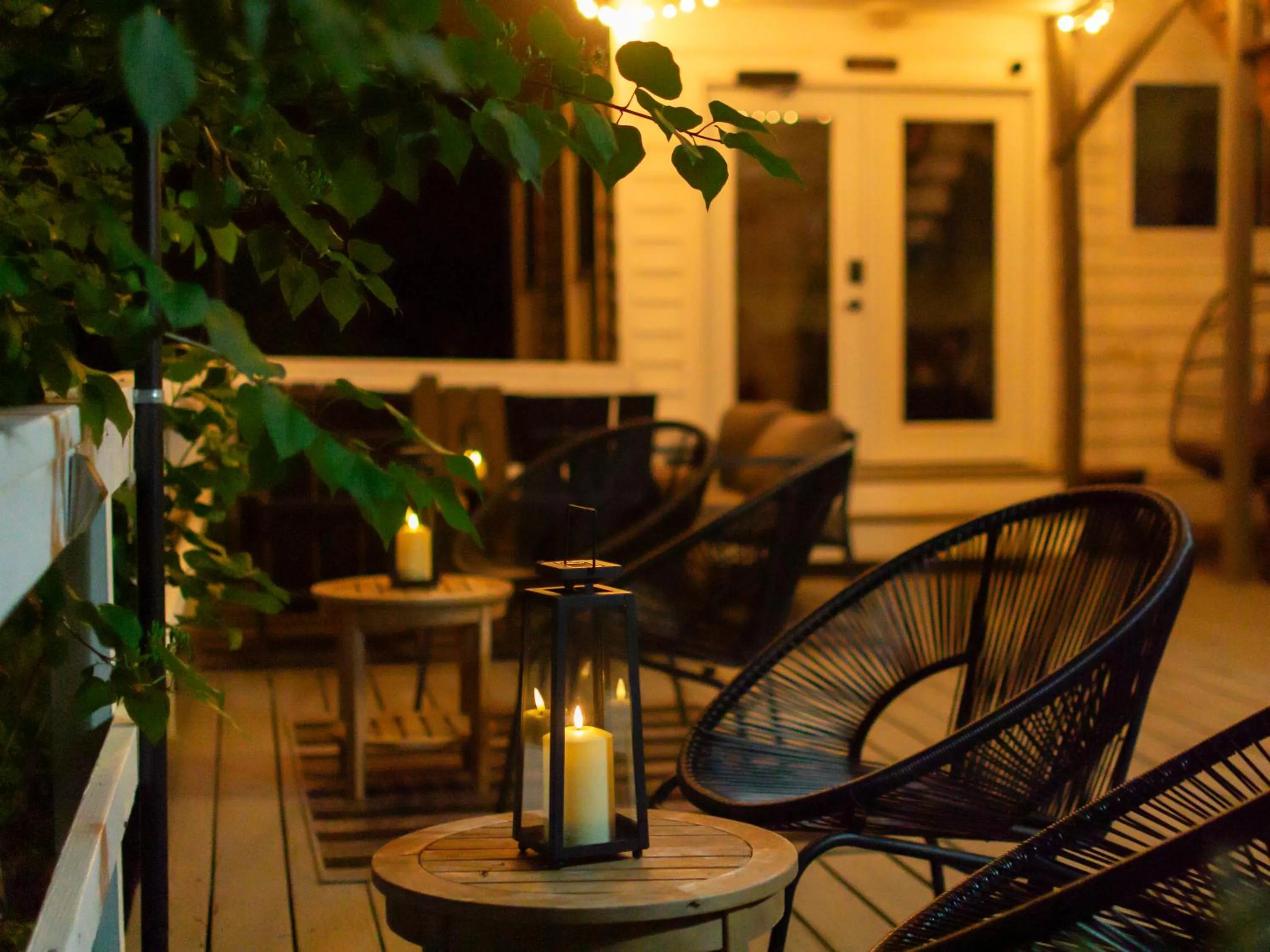 Patio in Launchpoint Lodge