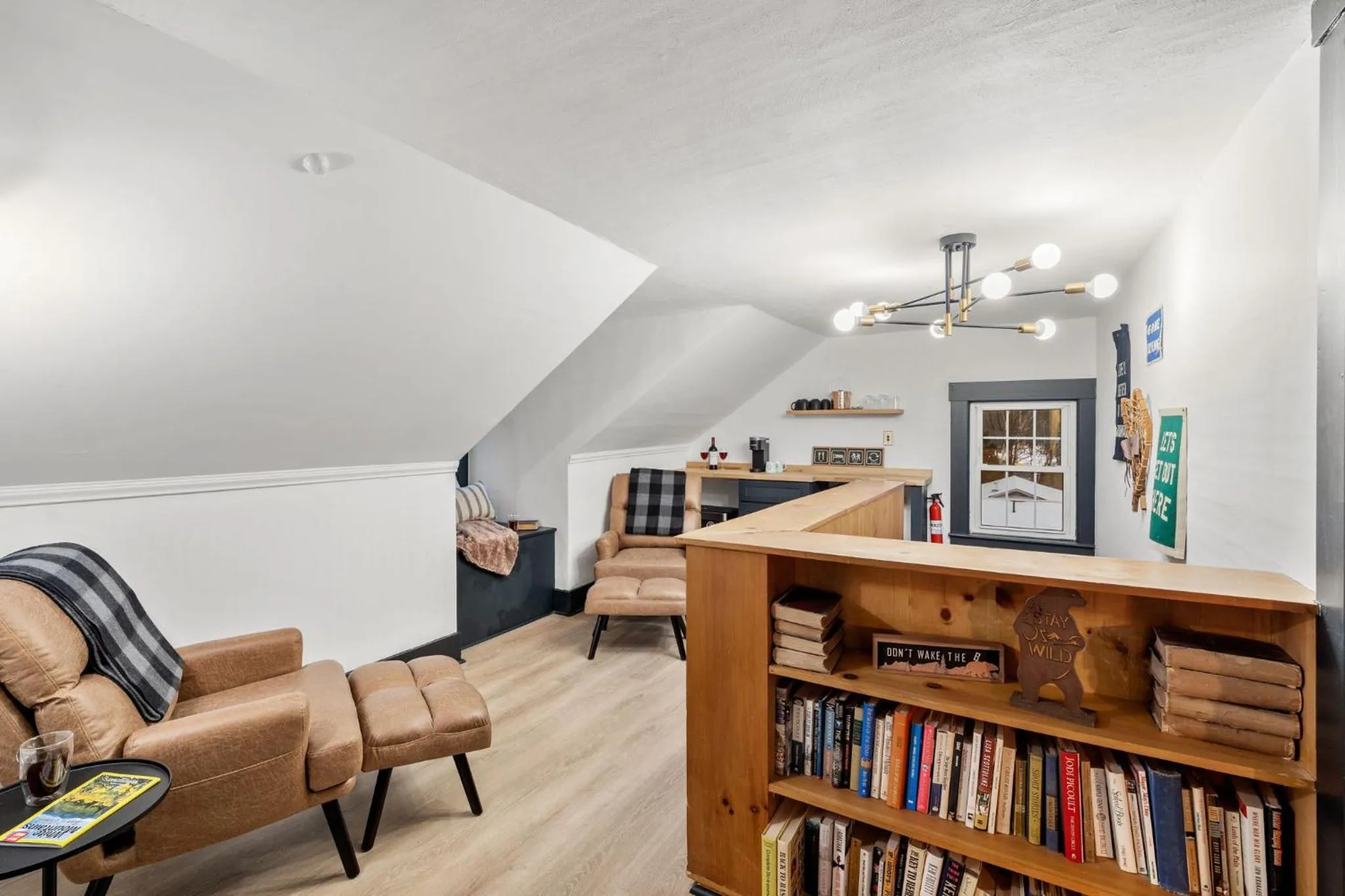 Library in Launchpoint Lodge