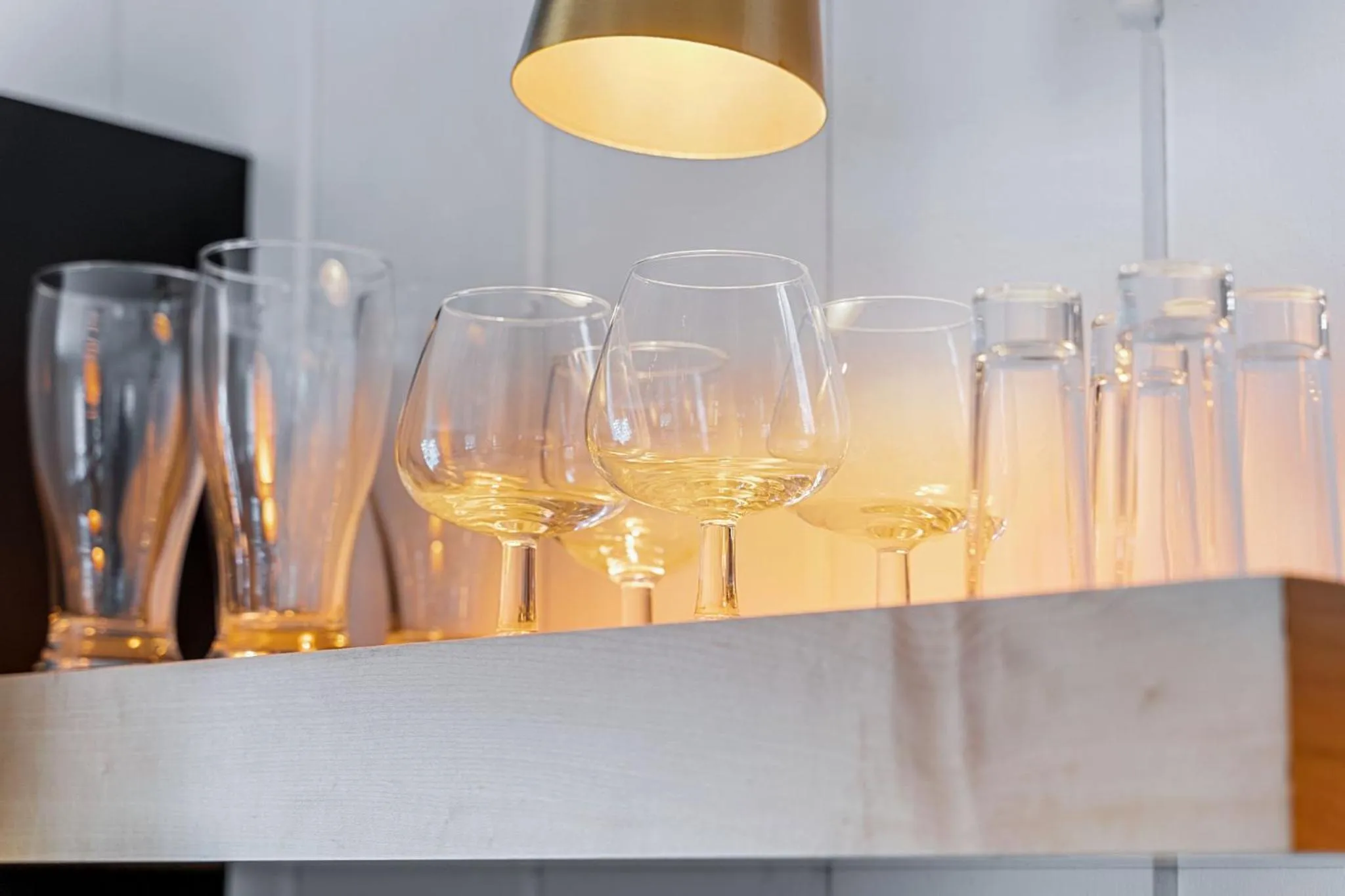 Dining area in Launchpoint Lodge