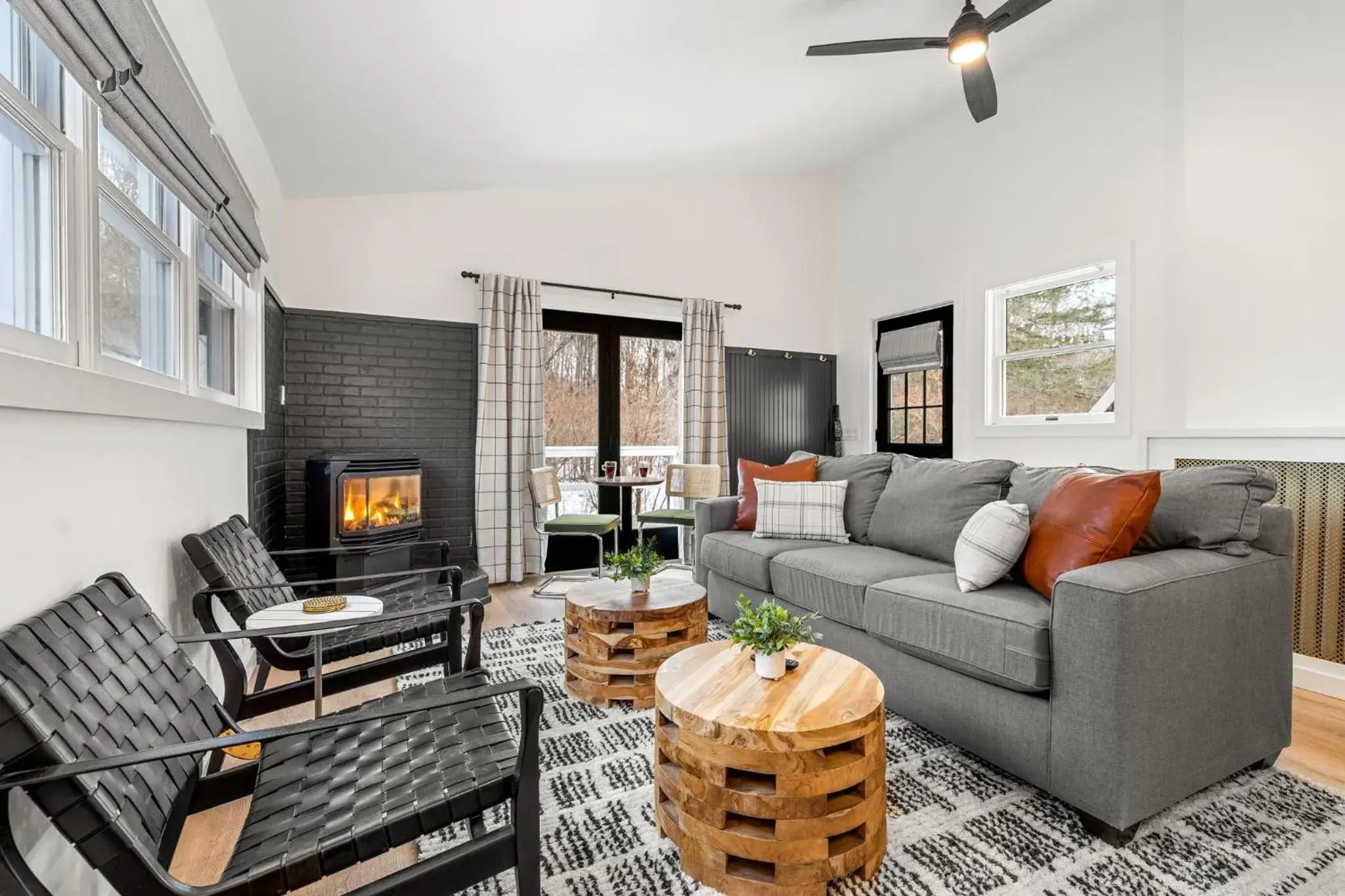 One-Bedroom Suite in Launchpoint Lodge One-Bedroom Suite in Launchpoint Lodge