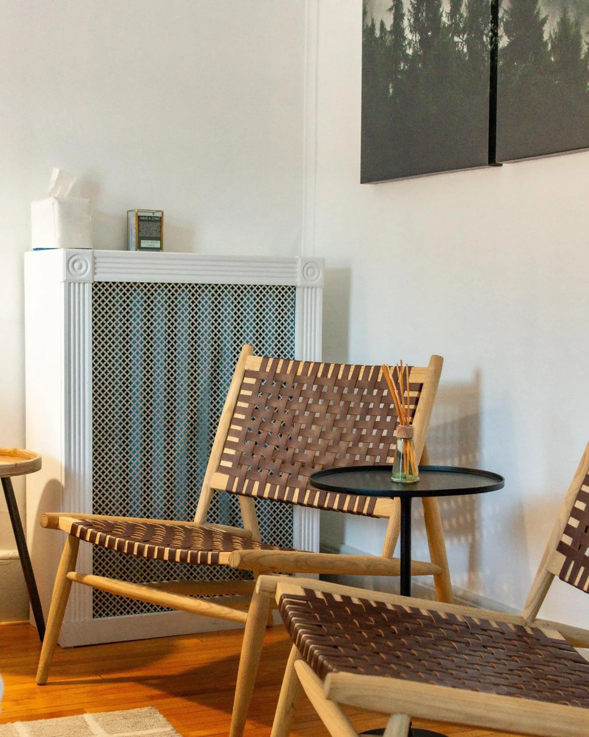 Seating area in Launchpoint Lodge