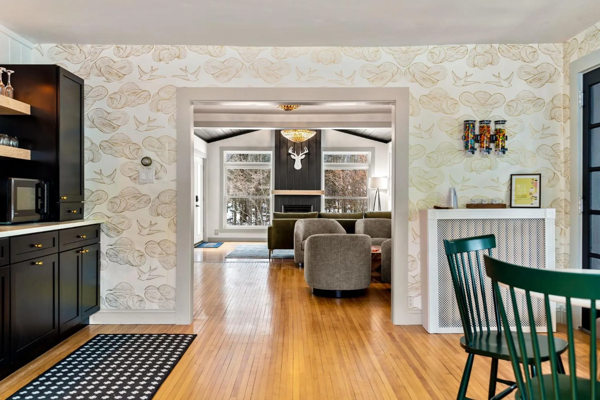 Living room in Launchpoint Lodge