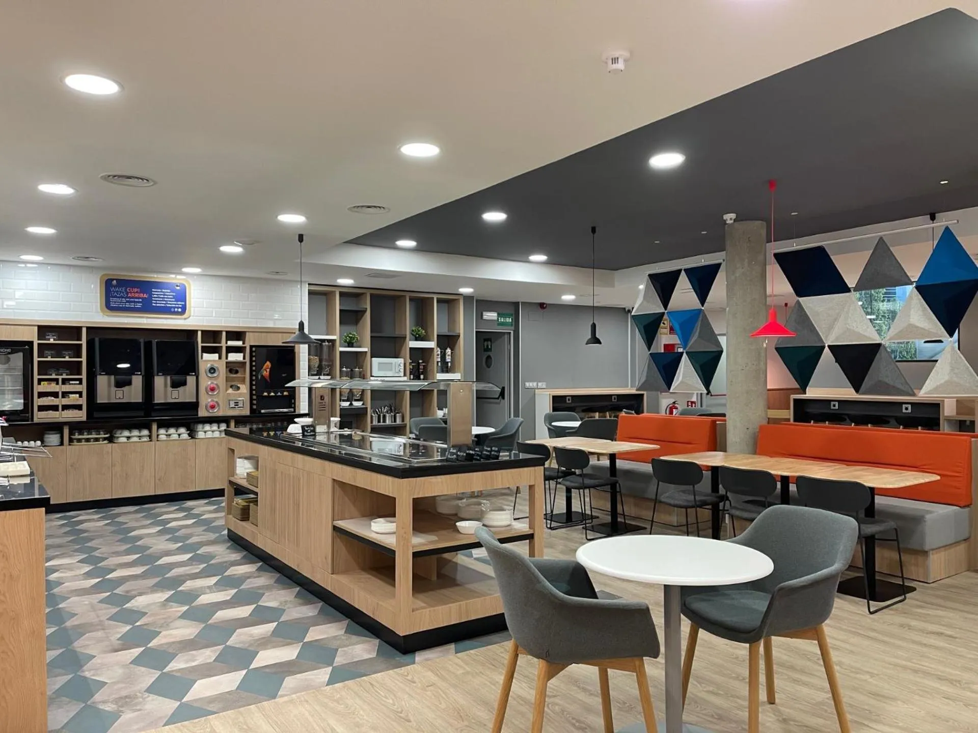 Breakfast in Holiday Inn Express San Sebastian de los Reyes by IHG